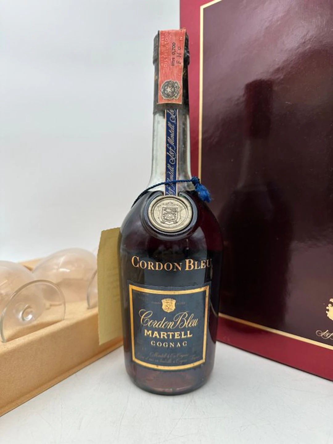 Martell - Cordon Bleu Réserve Limitèe - Gift box with 4 branded glasses - b