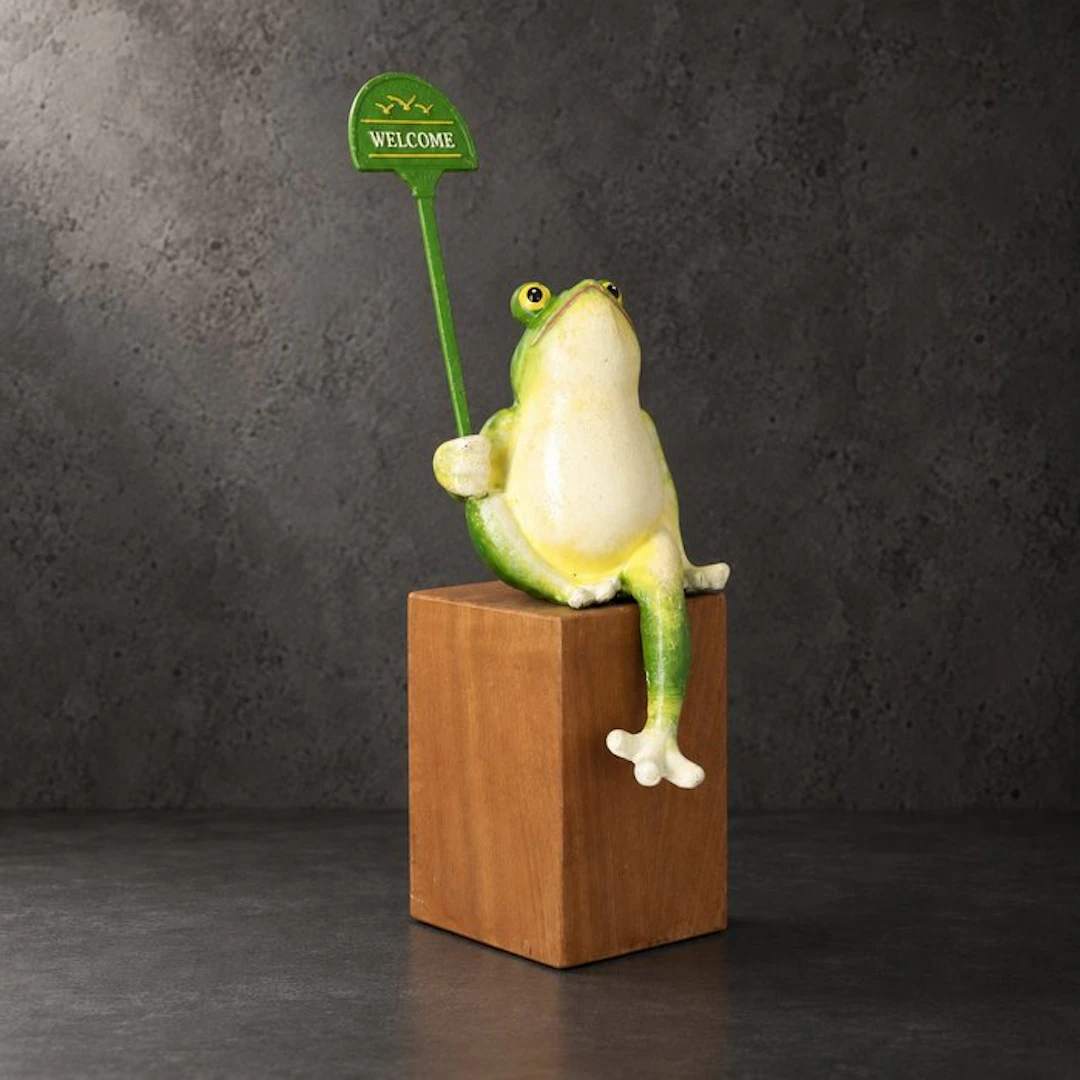 Figurine - A welcoming frog - Iron
