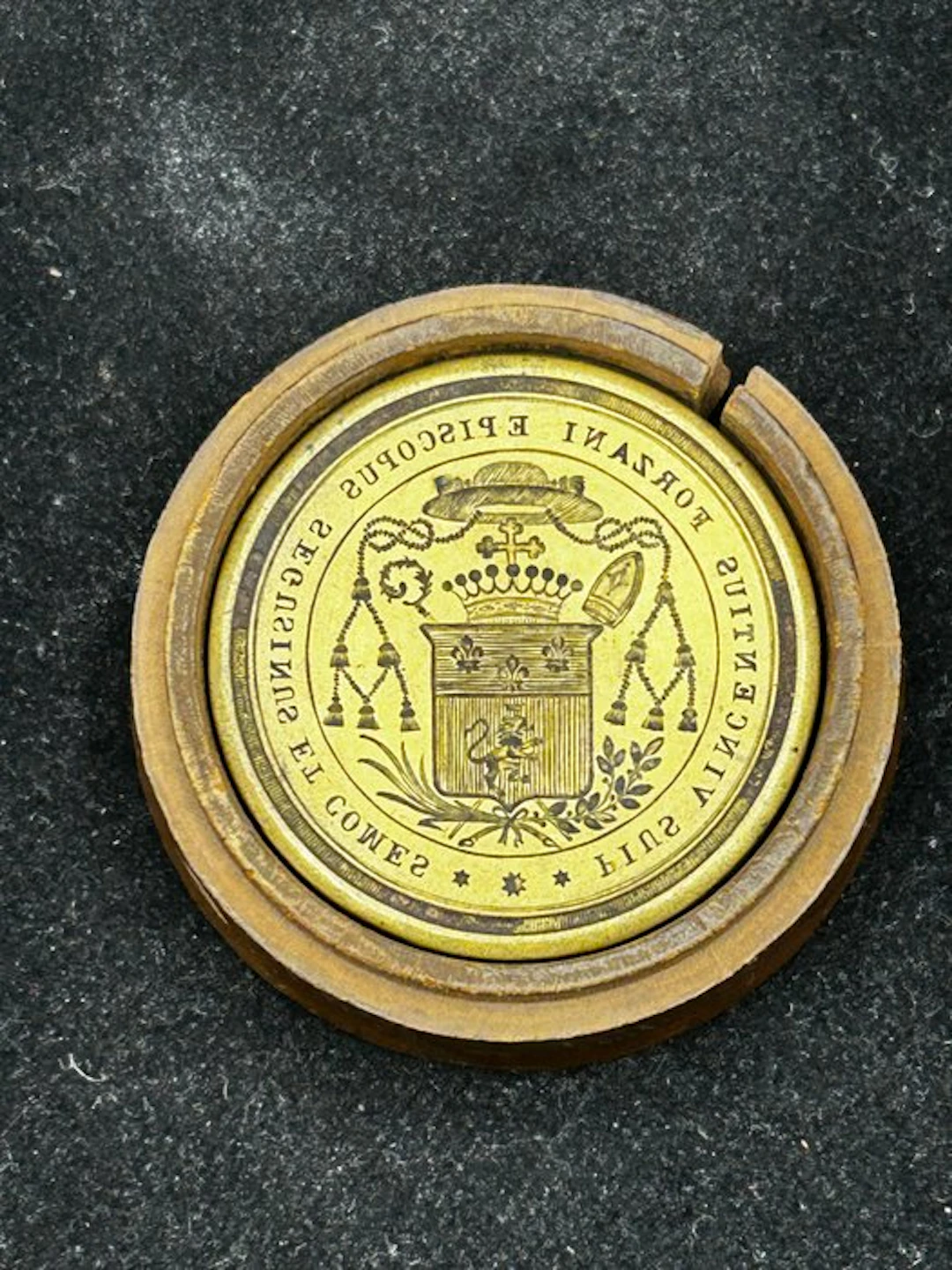 Bronze - Cylinder seal - Ecclesiastical seal