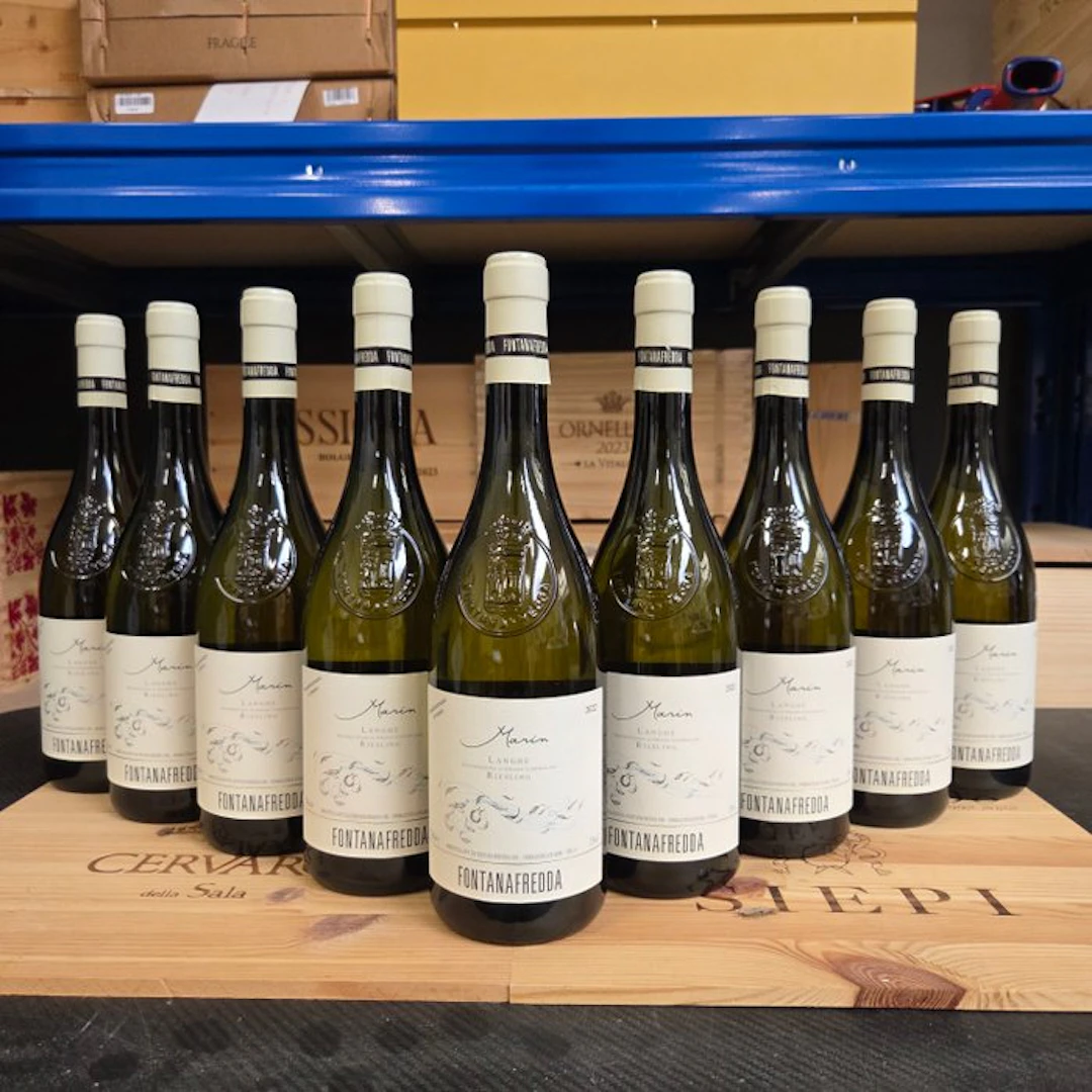 2022 Fontanafredda, Marin Langhe Riesling - Piedmont DOC - 9 Bottles (0.75L)