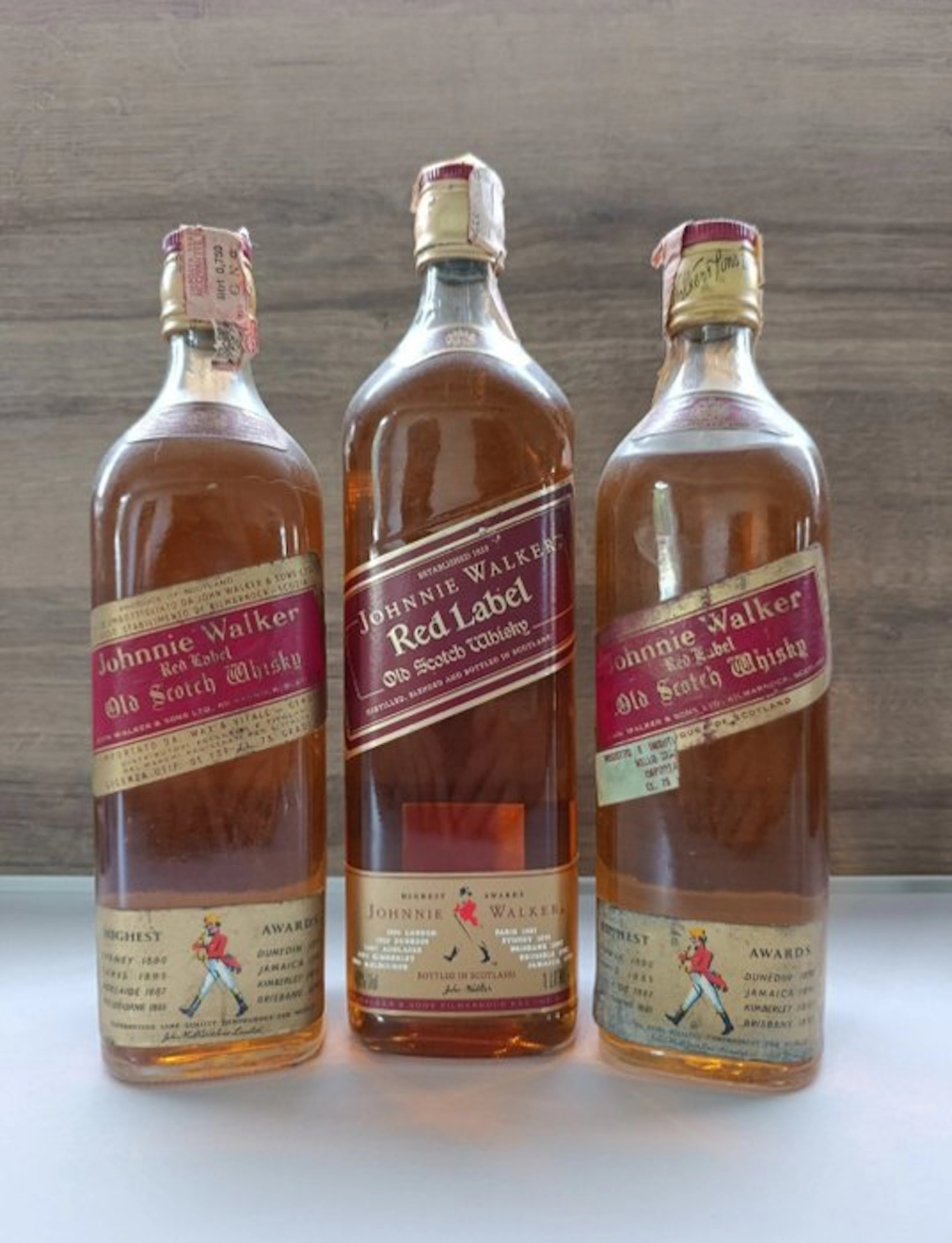 Johnnie Walker Red Label - b. 1970s, 1990s - 1 Litre, 75cl - 3 bottles