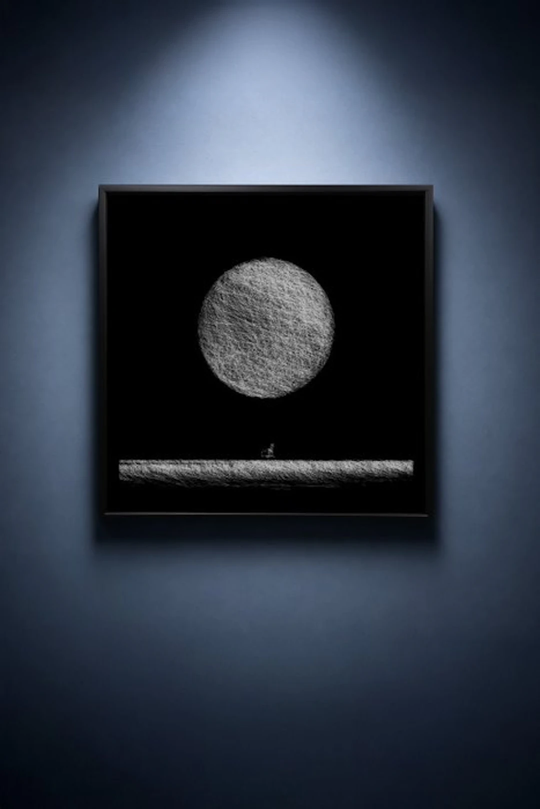 Tijs Dragtsma (1992) - A Chair Beneath the Moon