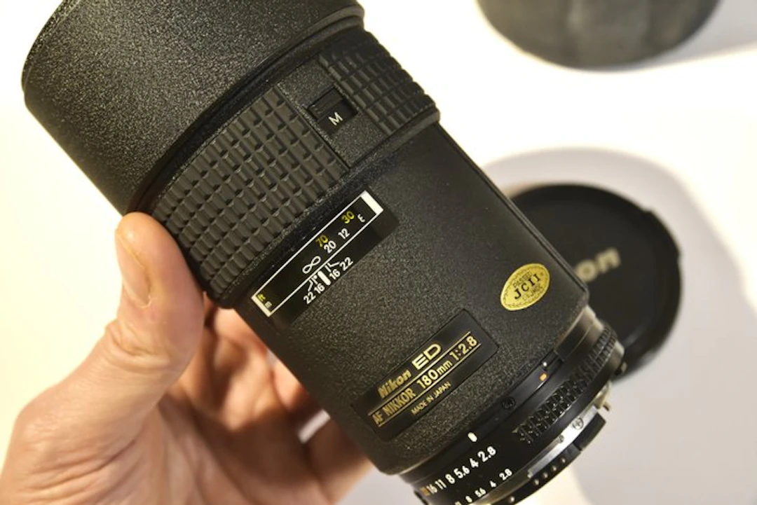 Nikon Nikkor AF 180mm 1:2.8 ED Telelens