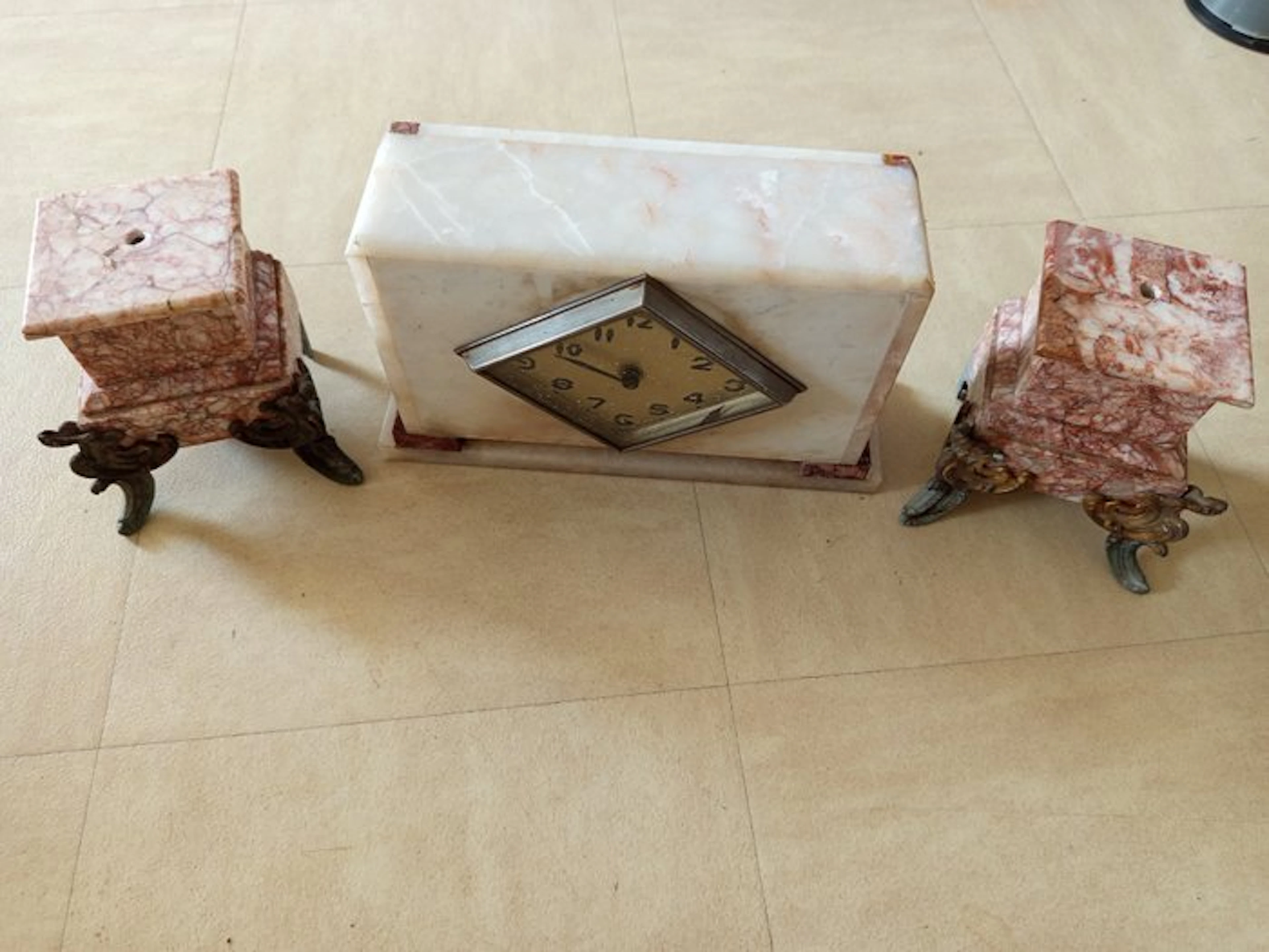 Mantel clock (3) - Marble, Metal - 1920-1930 - Marble / natural stone