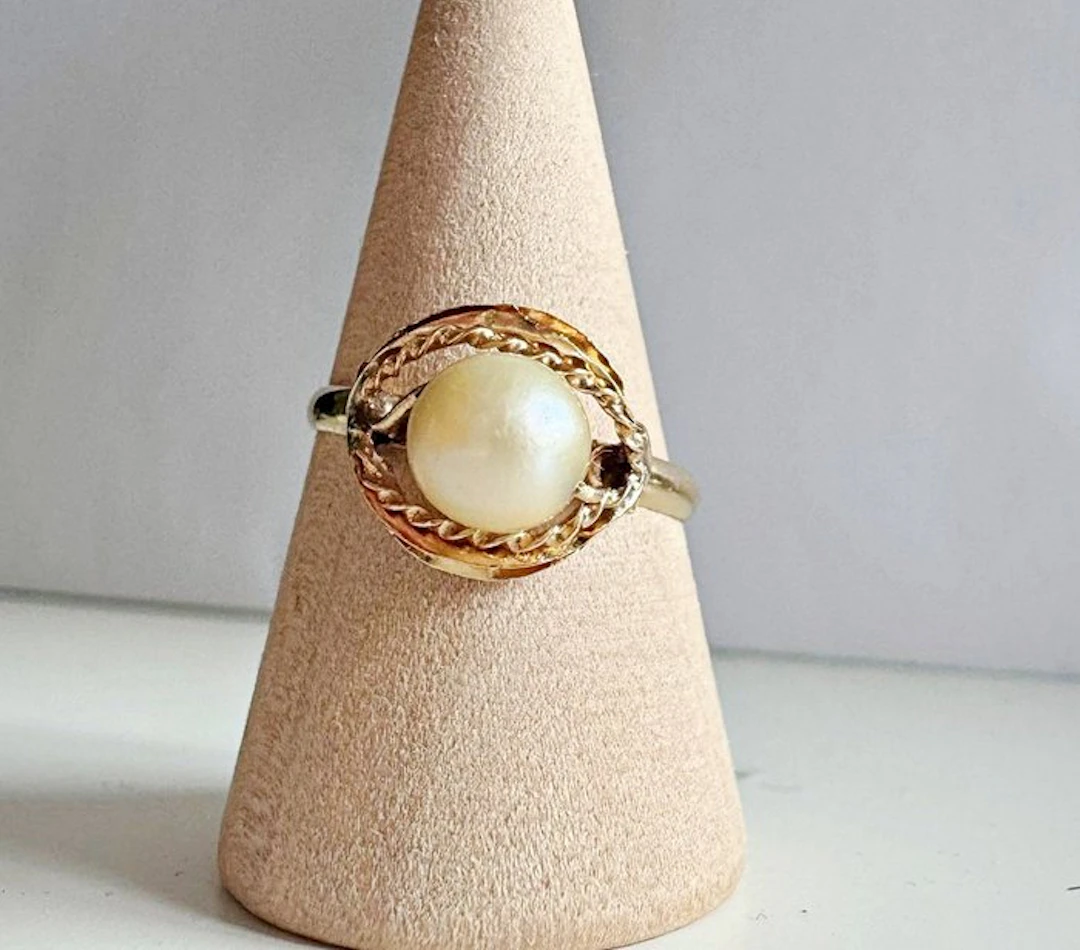 No reserve price - Ring - 18 kt. Yellow gold Pearl