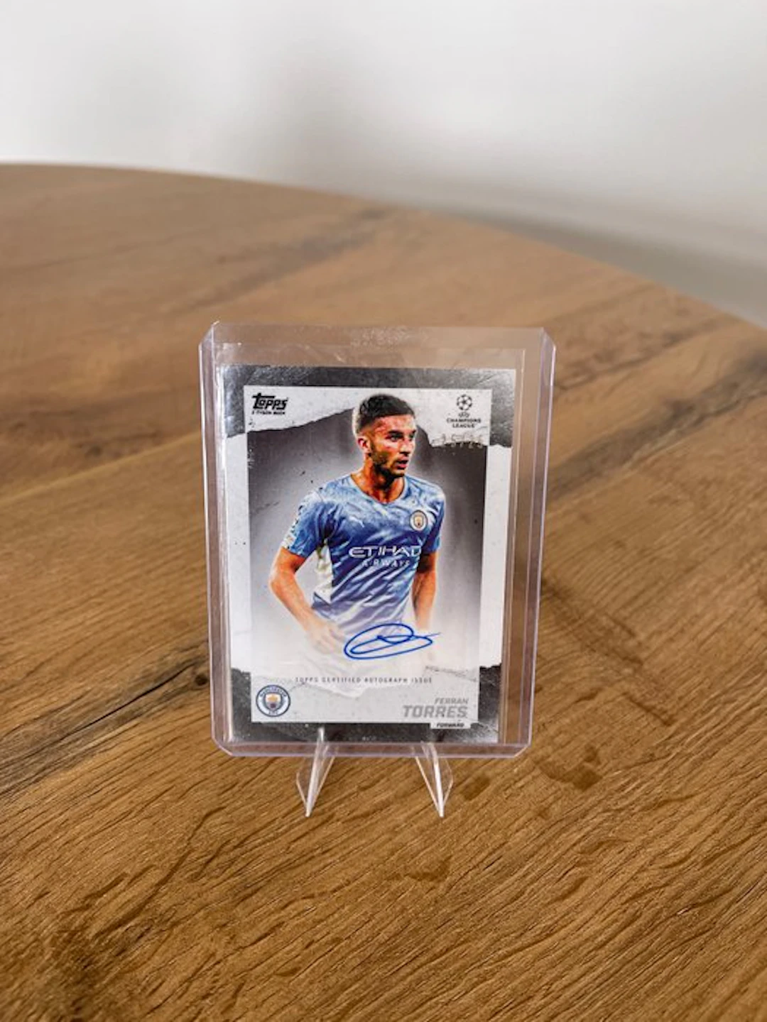 2021/22 Topps Topps UCL 2021/22 Ferran Torres Autographed card