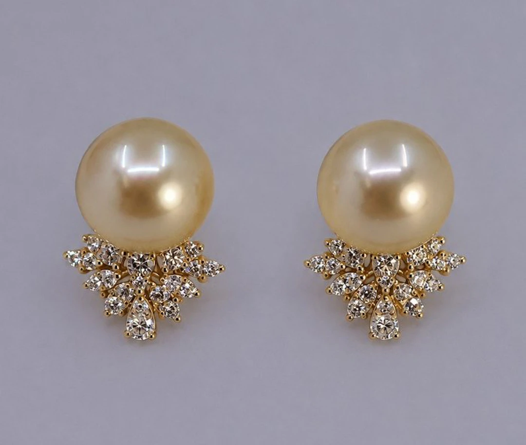 Earrings - 18 kt