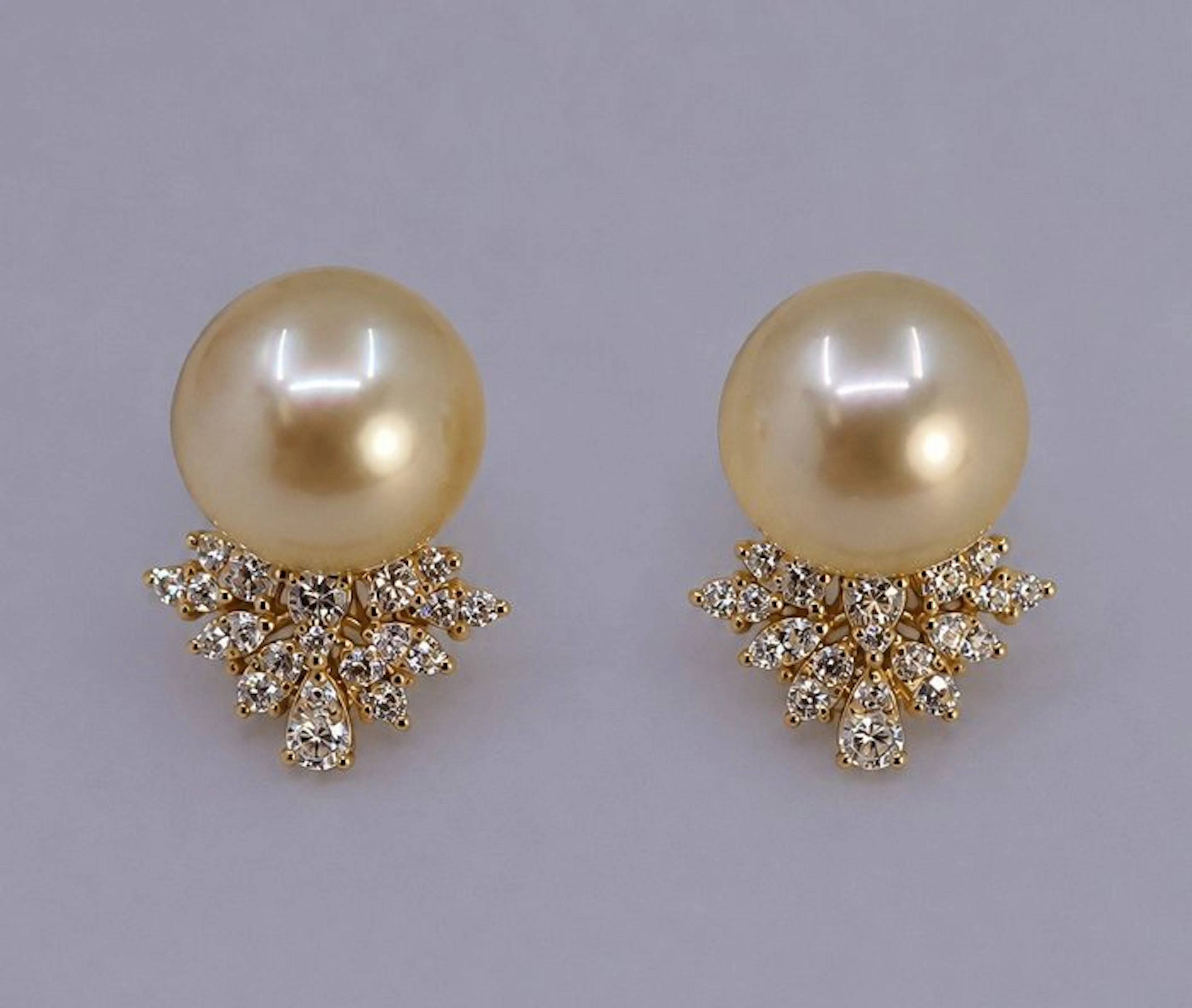 Earrings - 18 kt