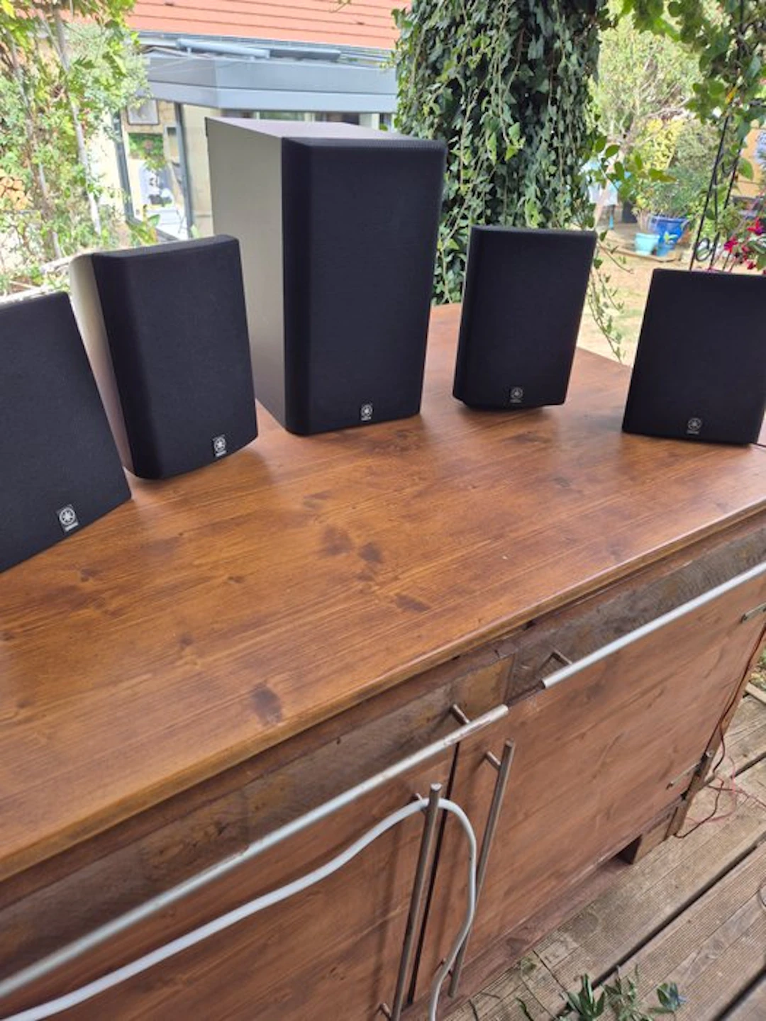 Yamaha - NS-P300 5.1-Channel Surround Sound Subwoofer speaker set