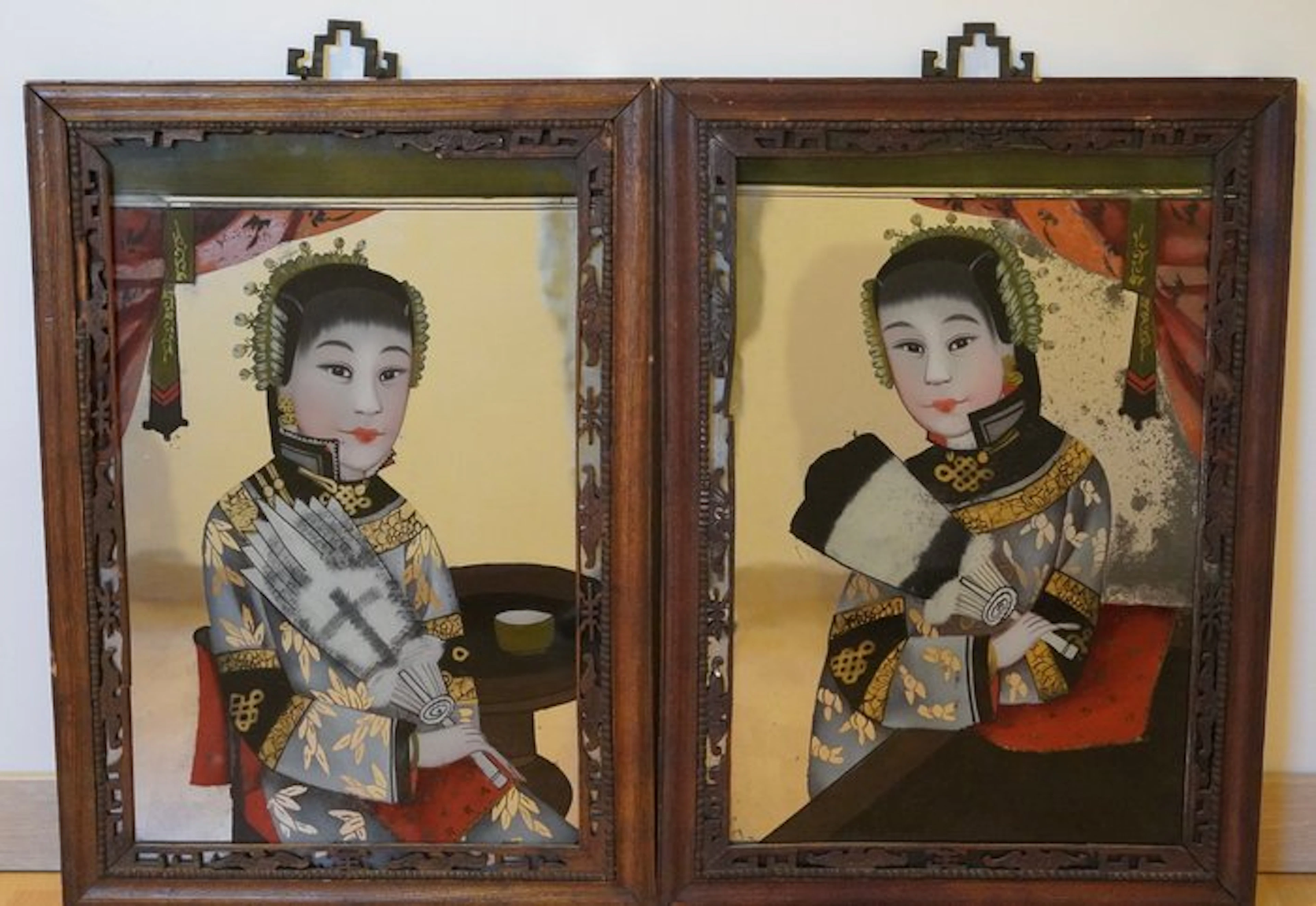 Paire de portraits de dames chinoises — Dynastie Qing...