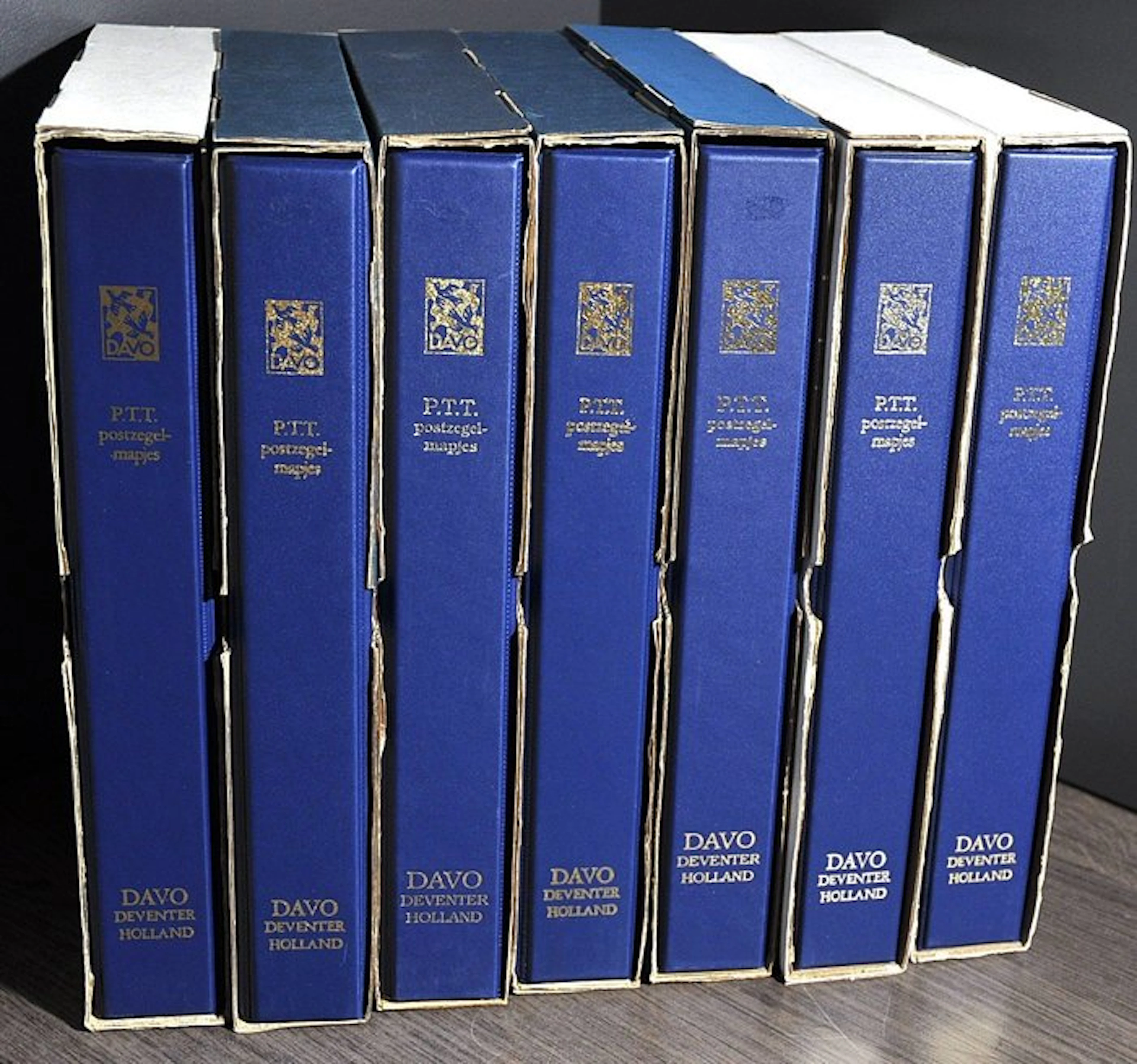 Netherlands - A sizable box full of mint 100-stamp sheets...
