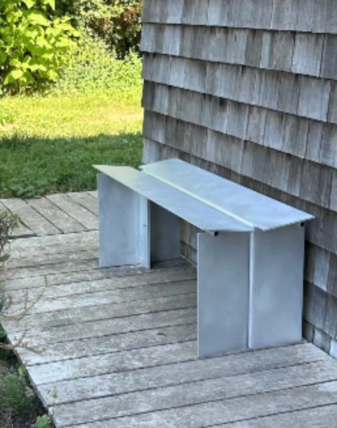 NÔD studio - Titus Pieron & Jakob Muselle - Hall bench - B-01 - Aluminium