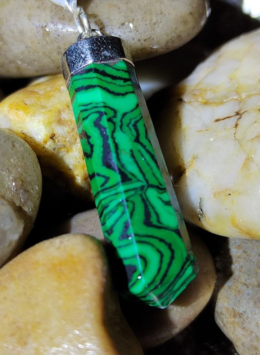 Malachite Pendant - High Quality - 15.75 cts- 3.16 g