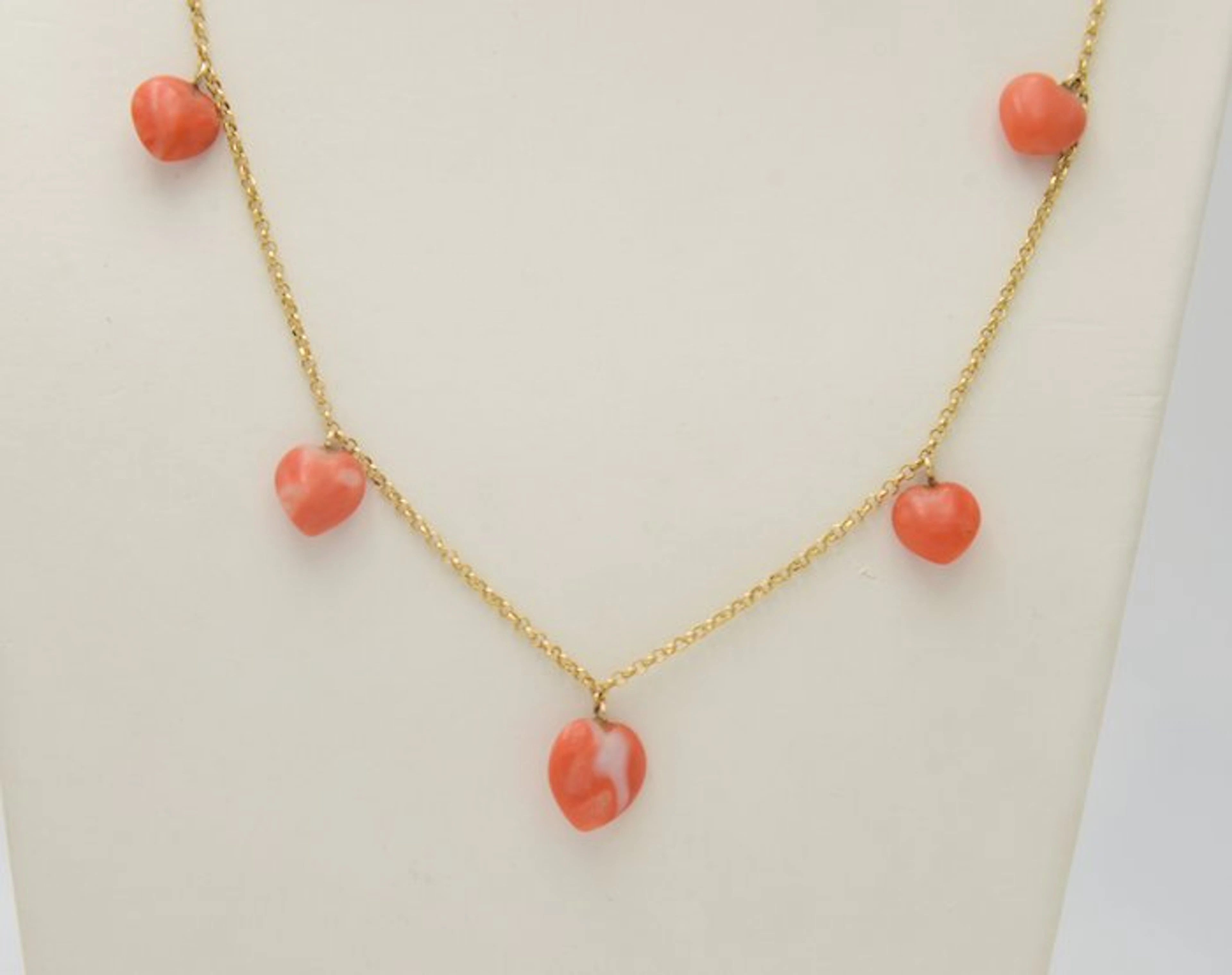 Necklace with pendant - 18 kt. Yellow gold Coral