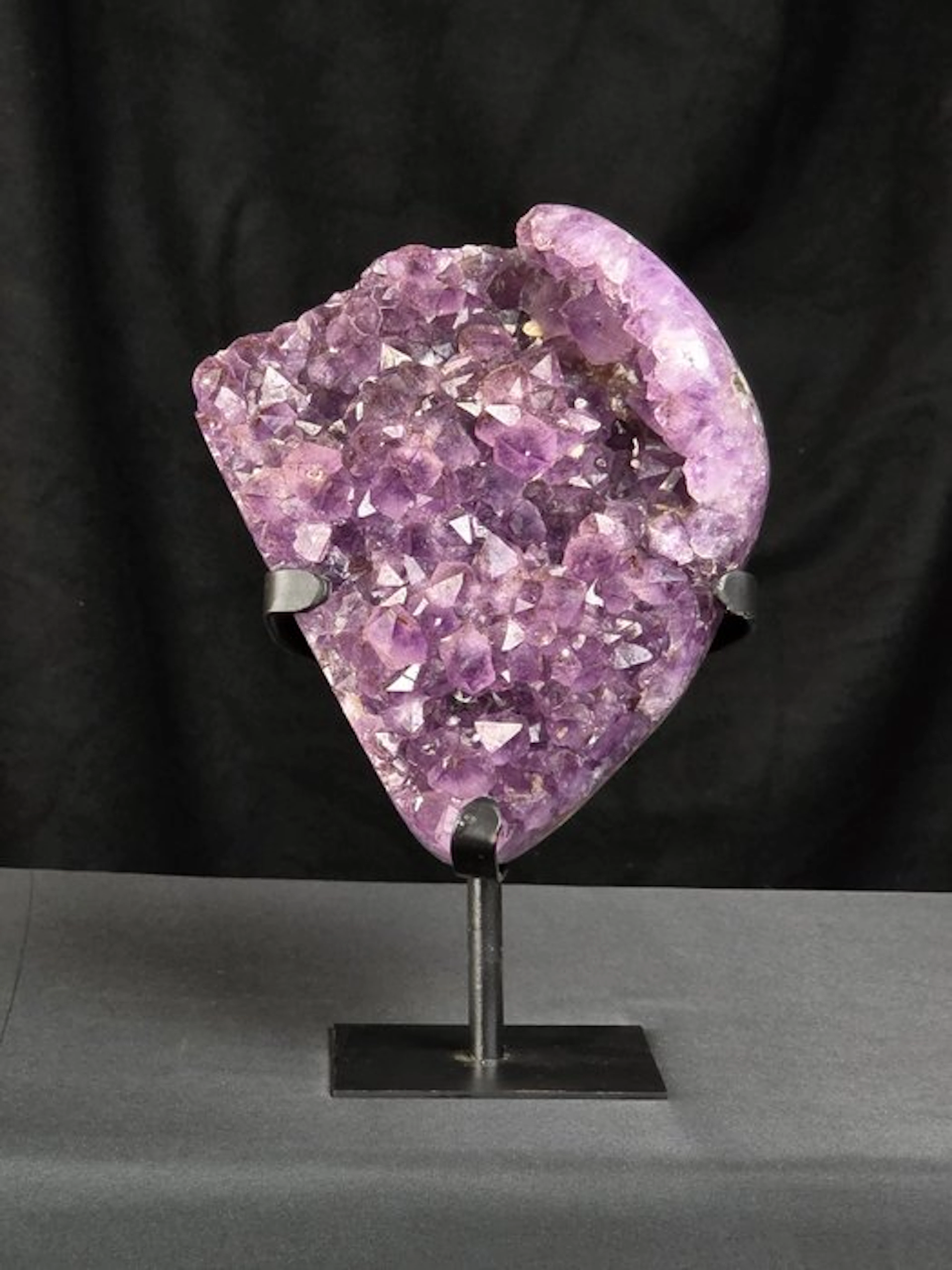 Amethyst Crystal cluster- 2.85 kg - (1)