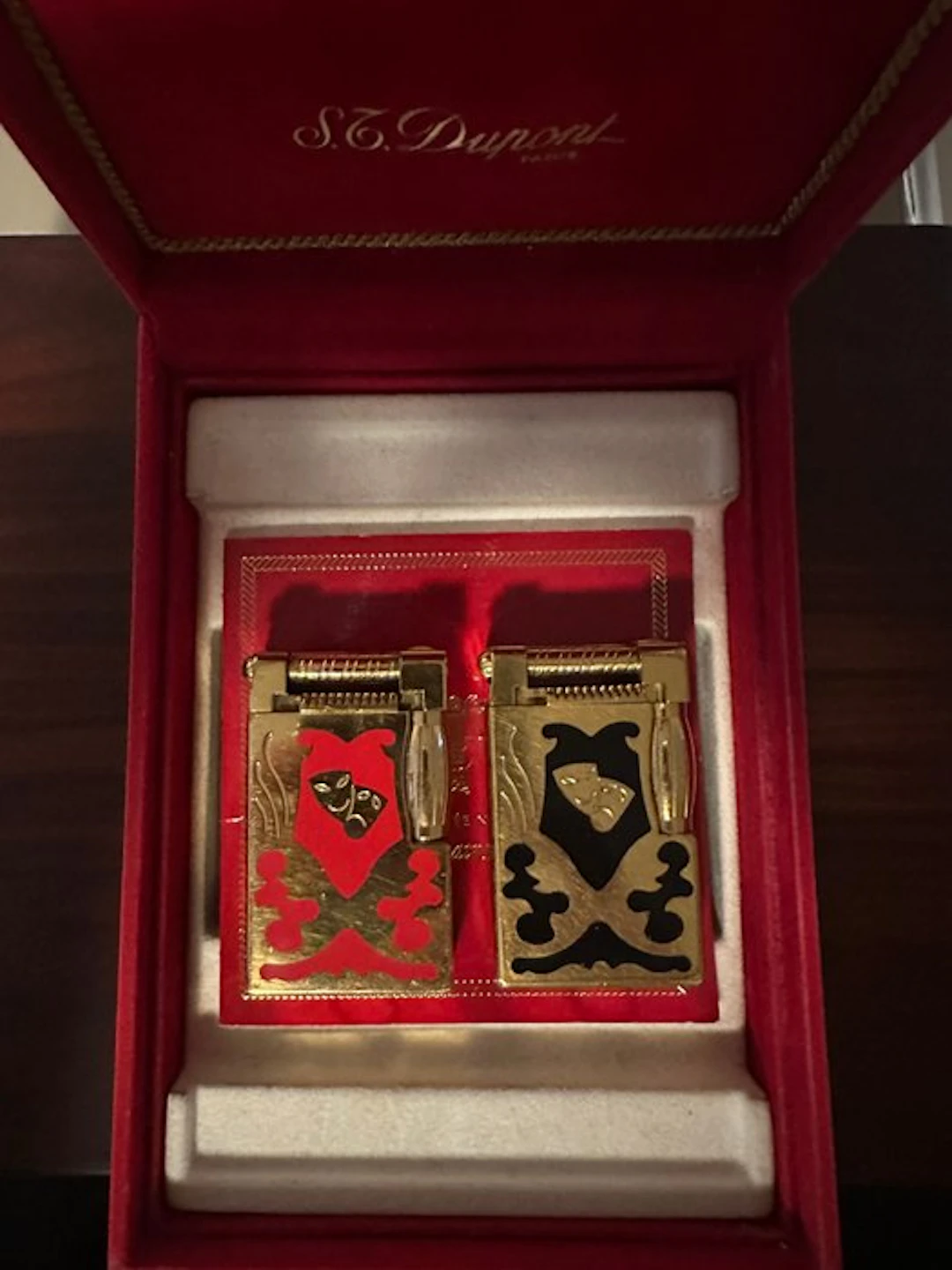 Themed collection - Lighters - S.T