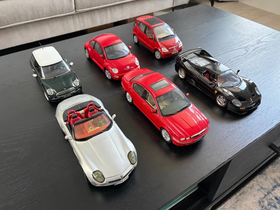 Maisto, Bburago 1:18 - Model car (6) - BMW Z8; Ferrari...
