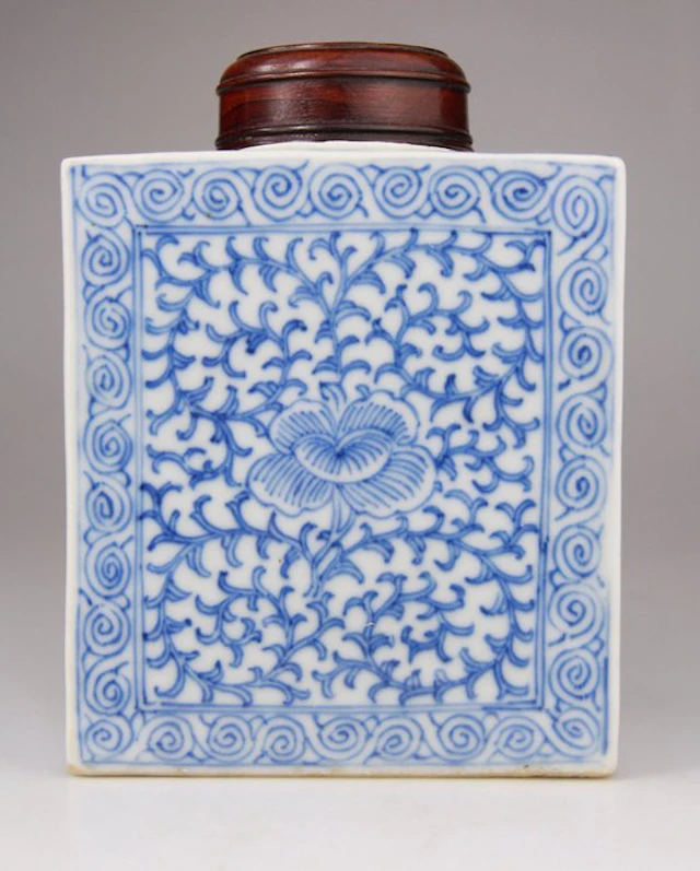 Box - Porcelain - Chinese Porcelain Box