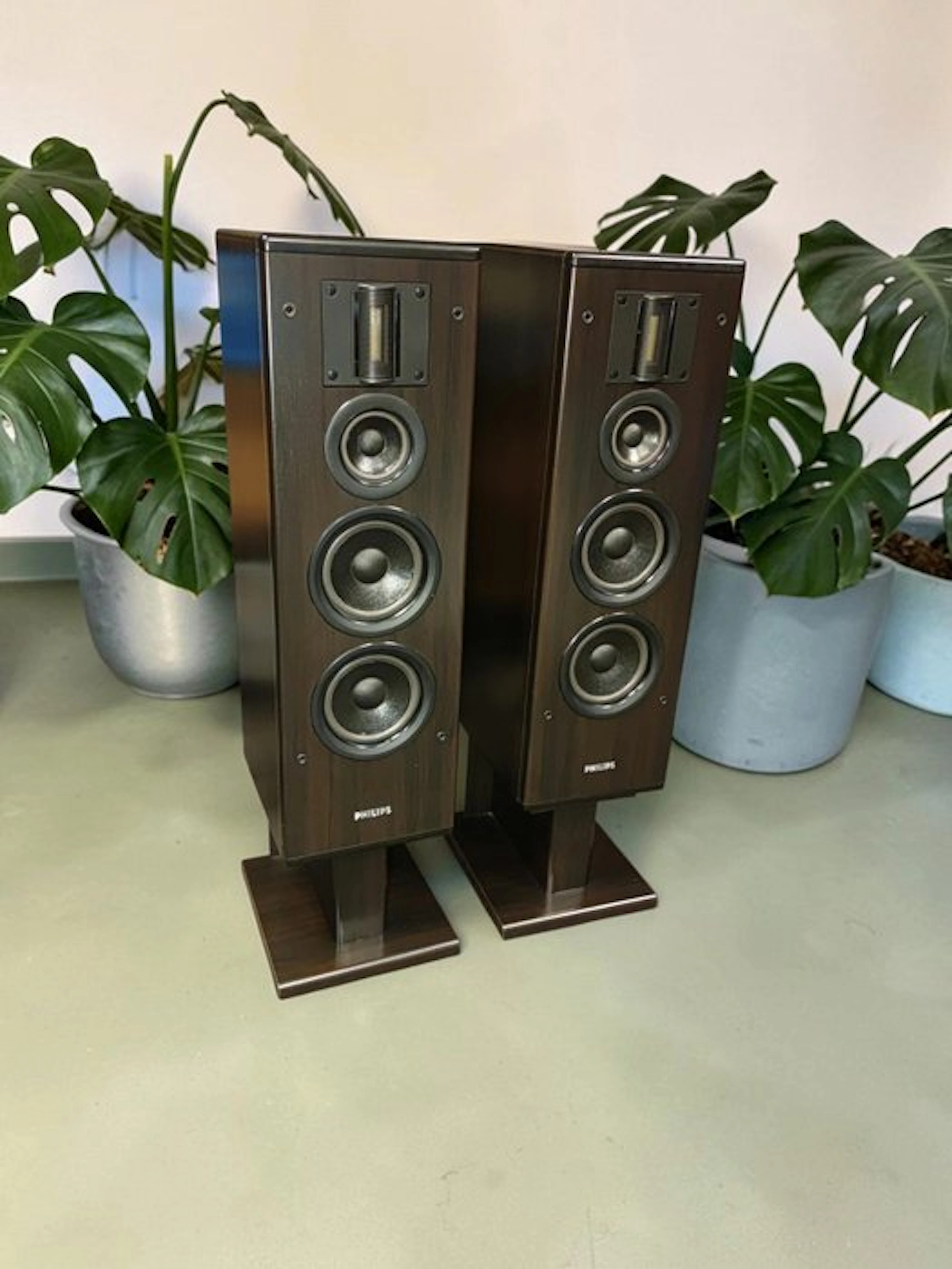 Philips - FB821 / 3-Way Refurbished Floorstanding Speaker set
