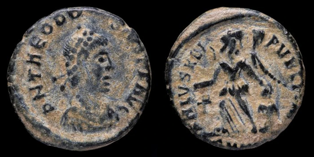 Roman Empire. Theodosius. Follis SALVS REIPVBLICAE, Cyzicus (No reserve price)