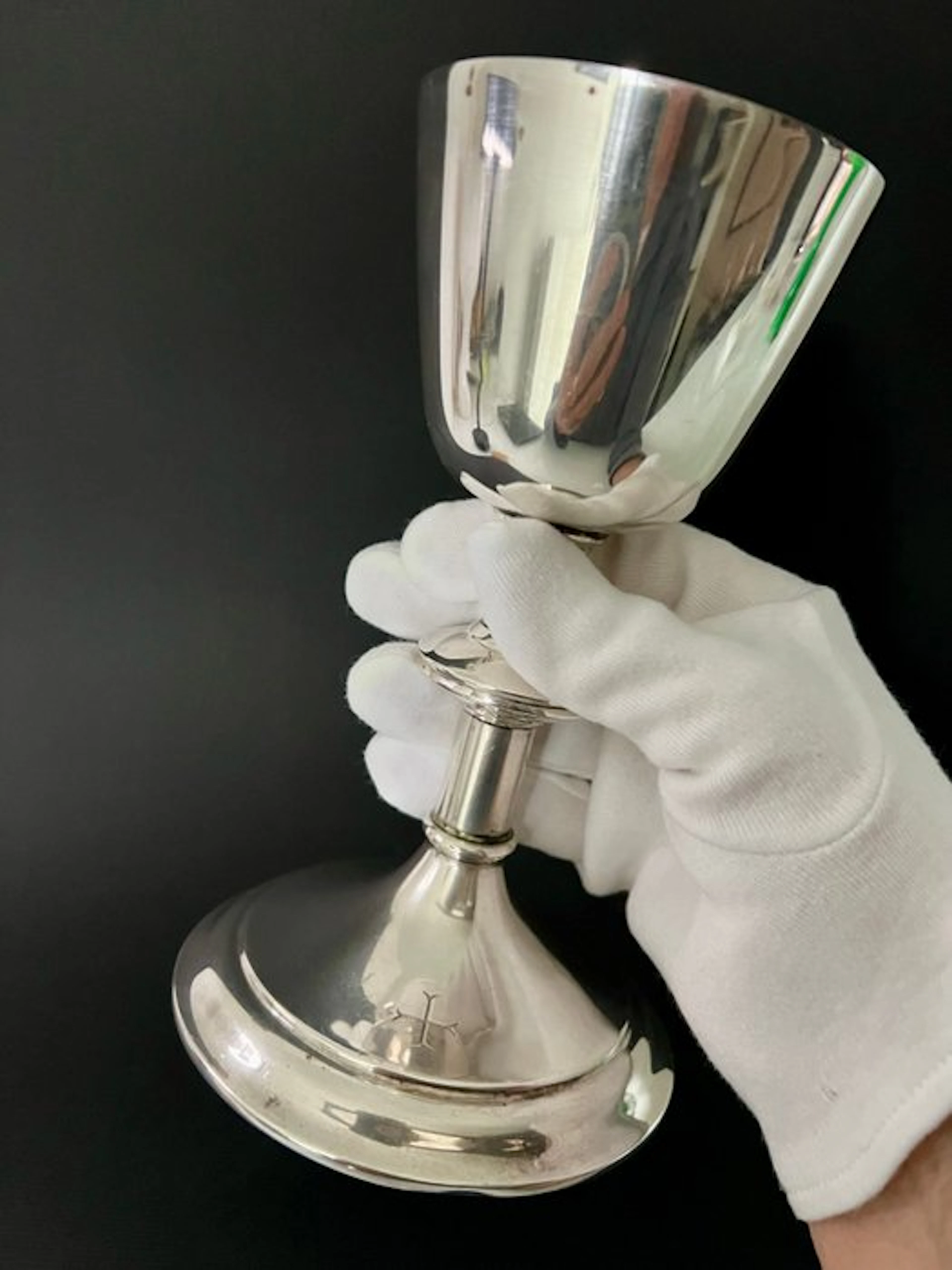 Albert Edward Jones - Chalice - Vermeil, .925 silver - liturgical chalice