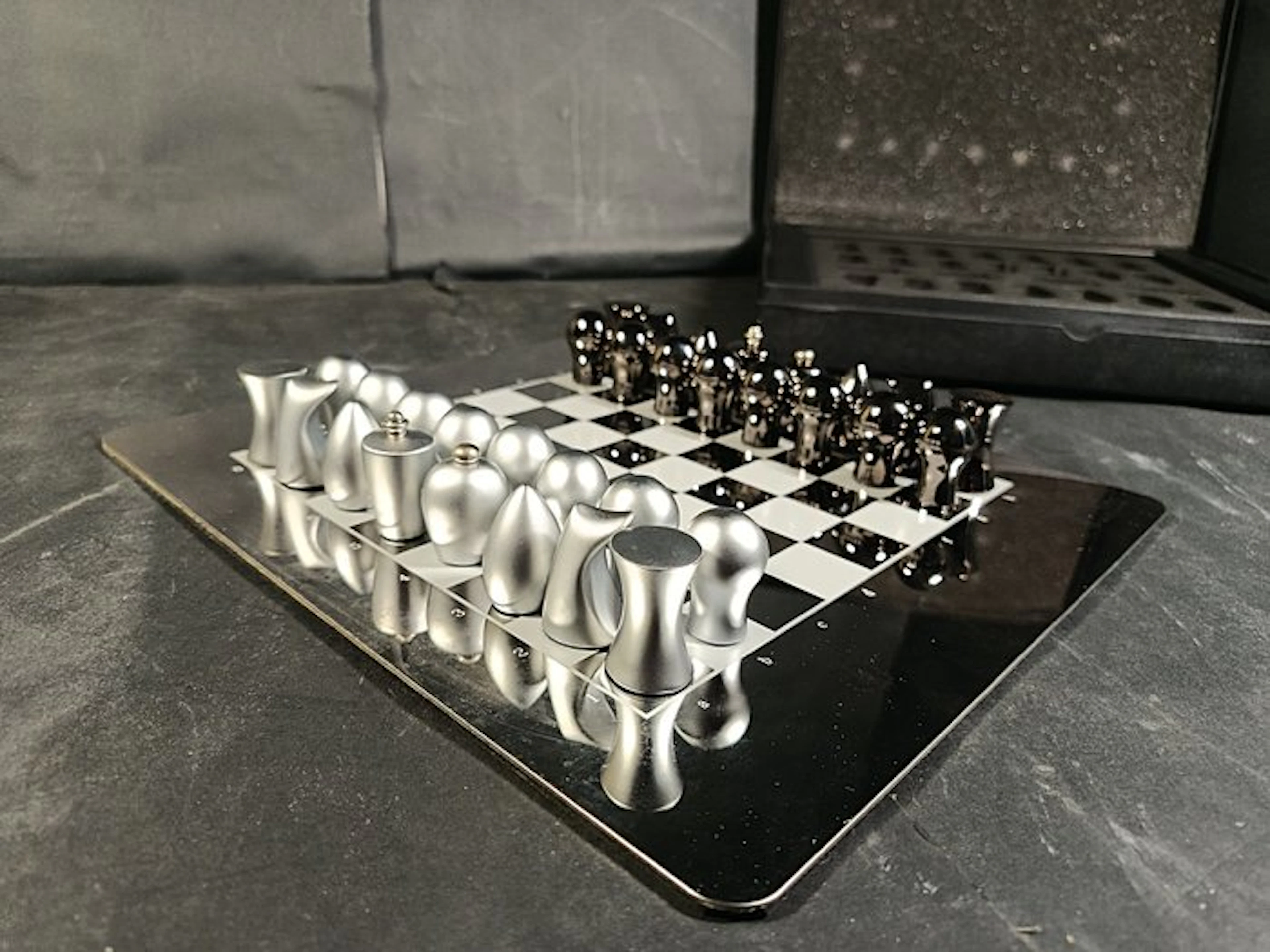 Chess set - Minimalista Acero - Steel