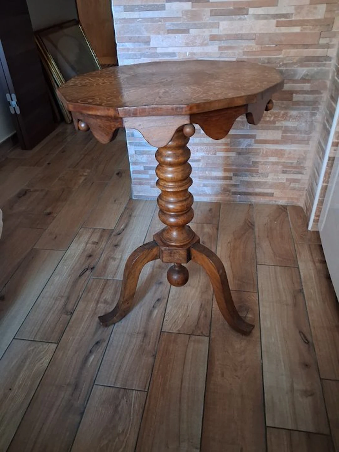 Centre table - Wood