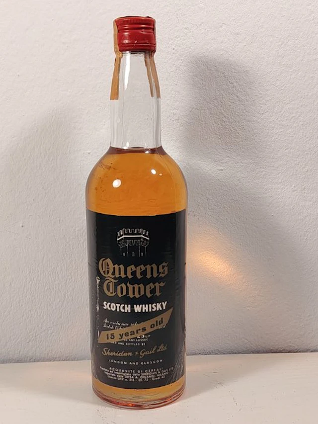 Queens Tower 15 years old - b. 1970s - 75cl