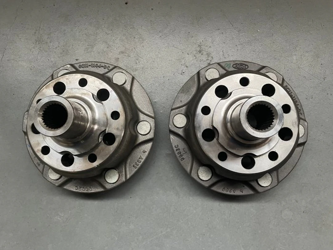 Car part (2) - Ford - NO Reserve - NOS set van 2...