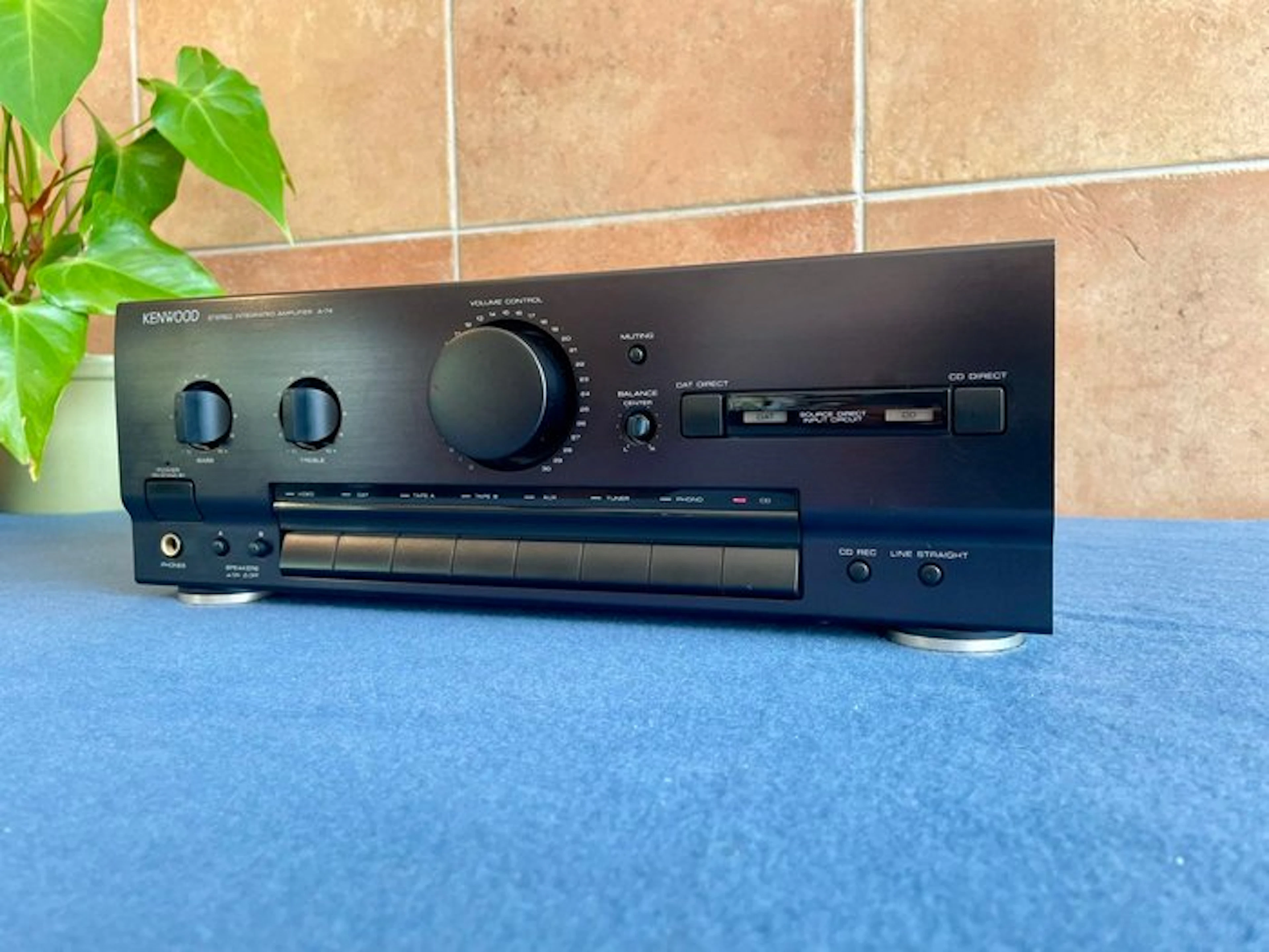 Kenwood - A-74 Solid state integrated amplifier