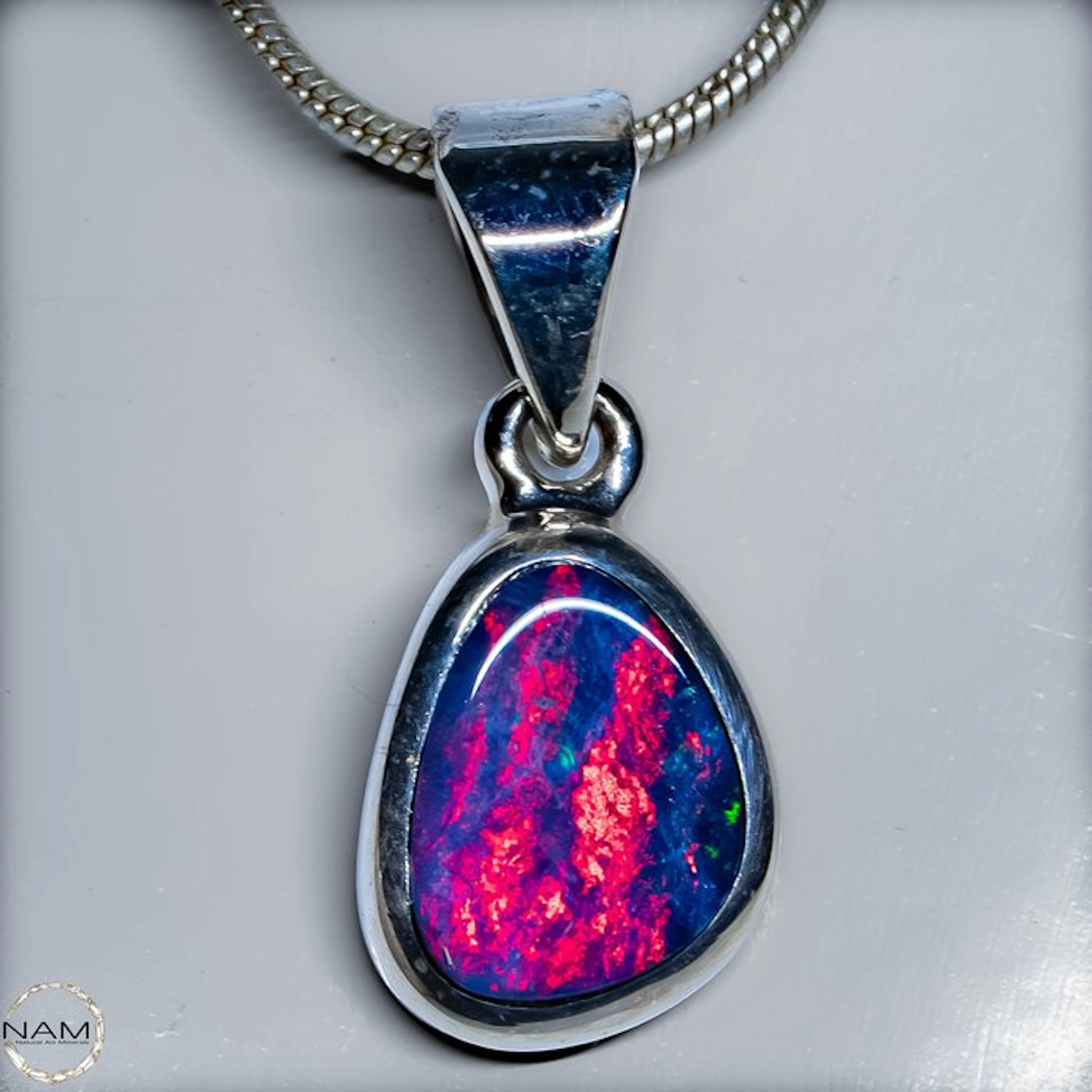 Natural boulder opal pendant from Australia – 925...