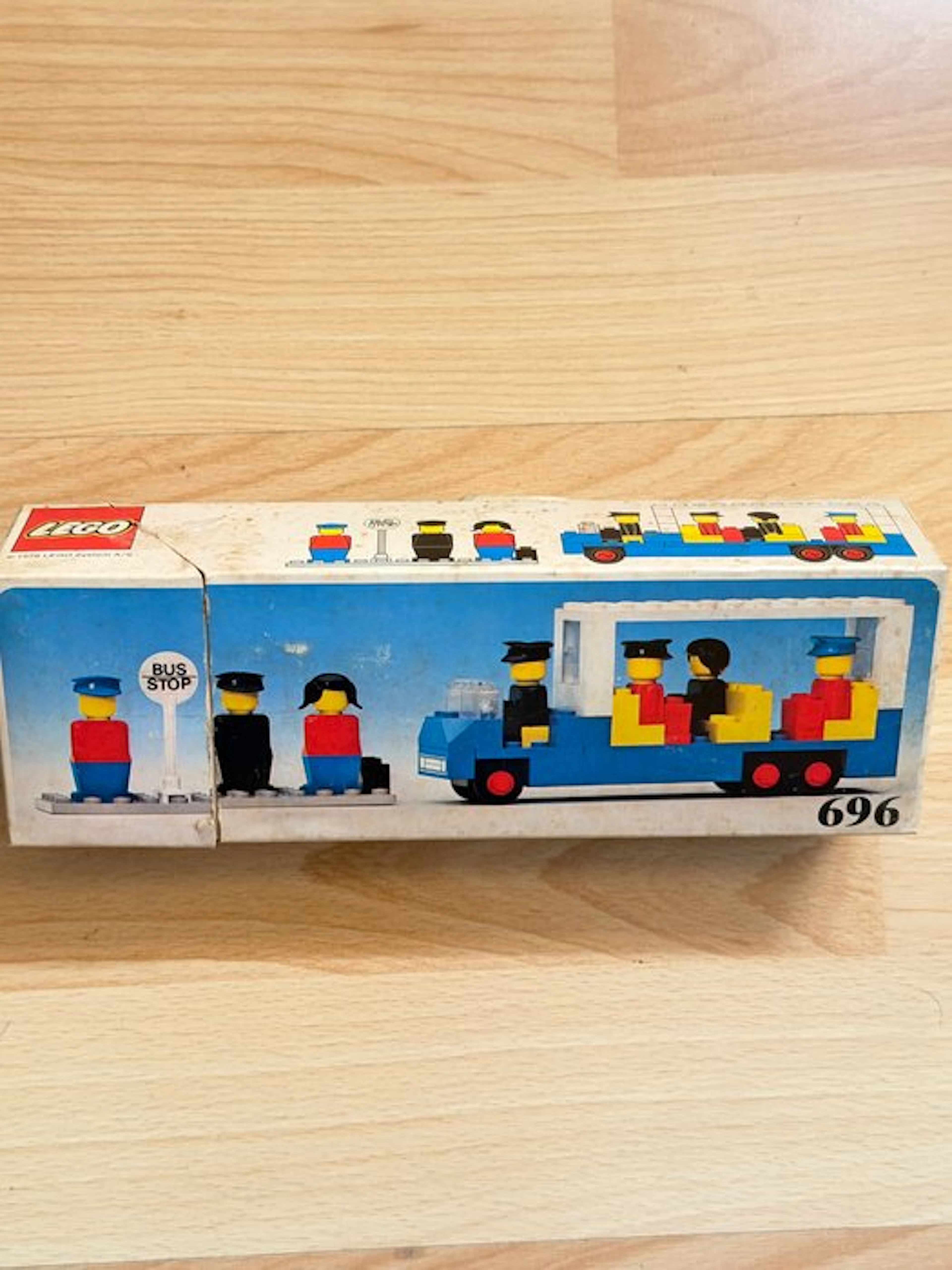 LEGO Set - 696 - Classic Town - 696 Bus