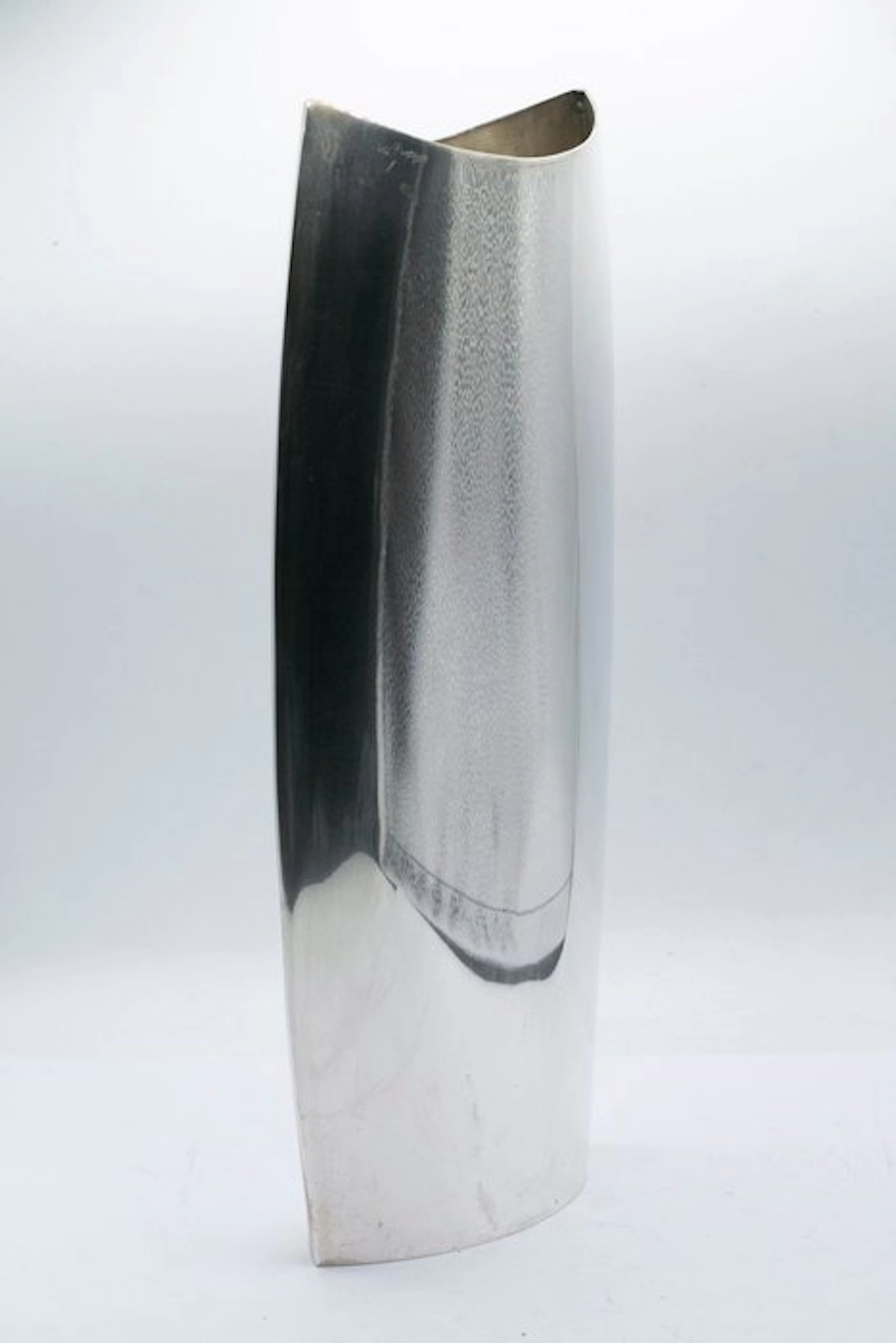 Natuzzi - Vase - Natuzzi – Silvered sculptural vase –...