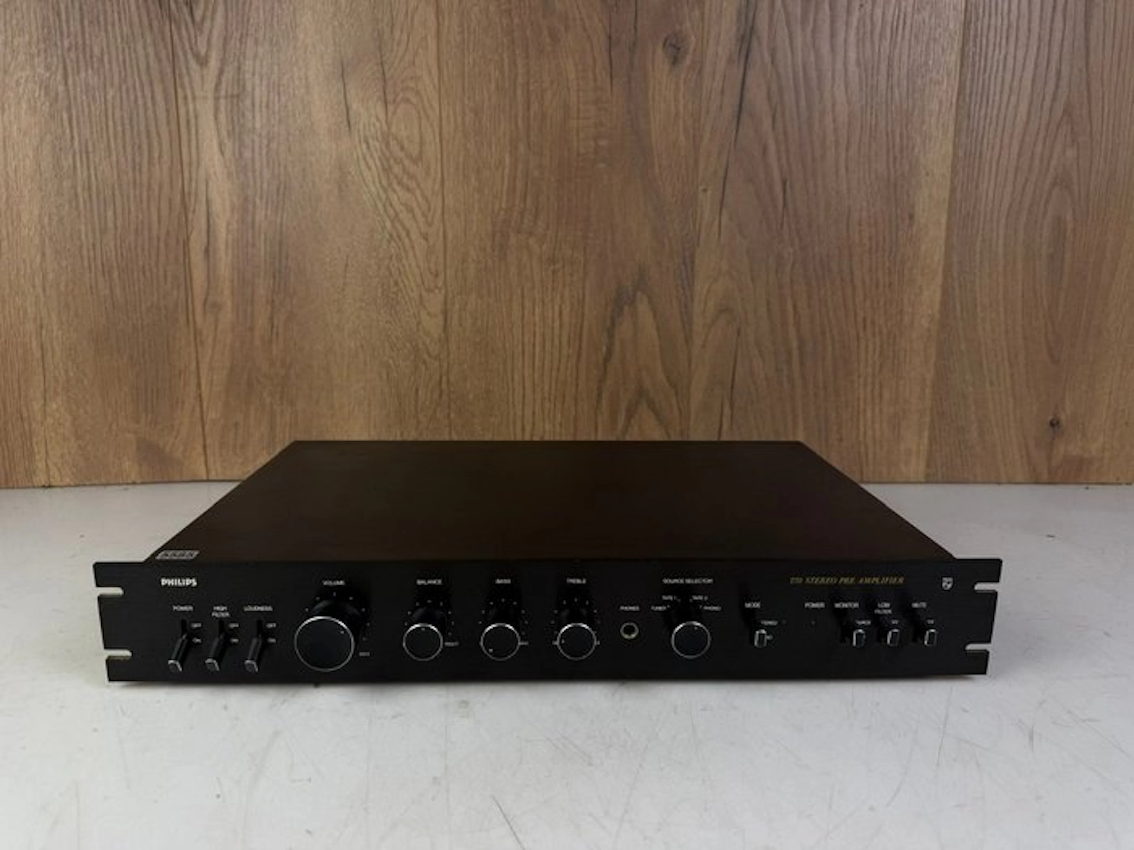 Philips - 270 'Black Tulip Series' Preamplifier