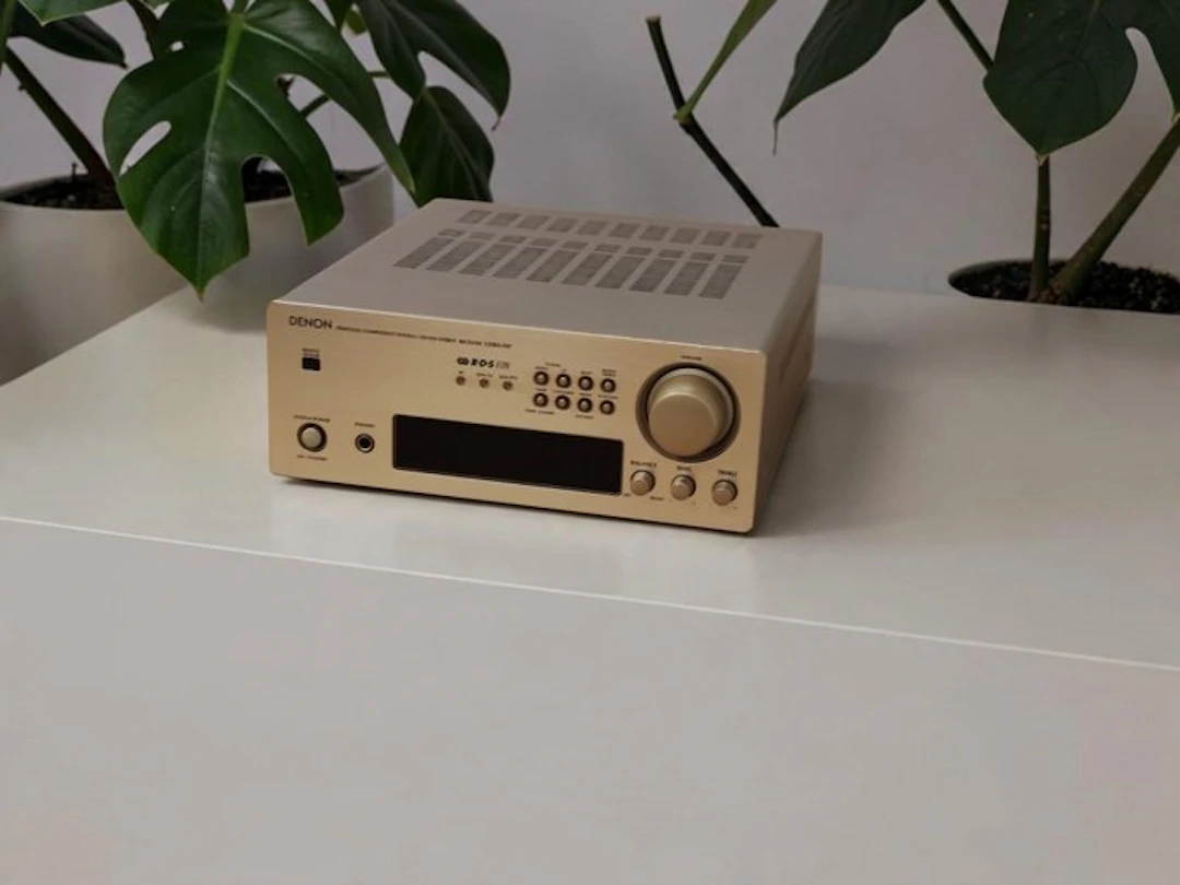 Denon - UDRA-F07 Solid state integrated amplifier