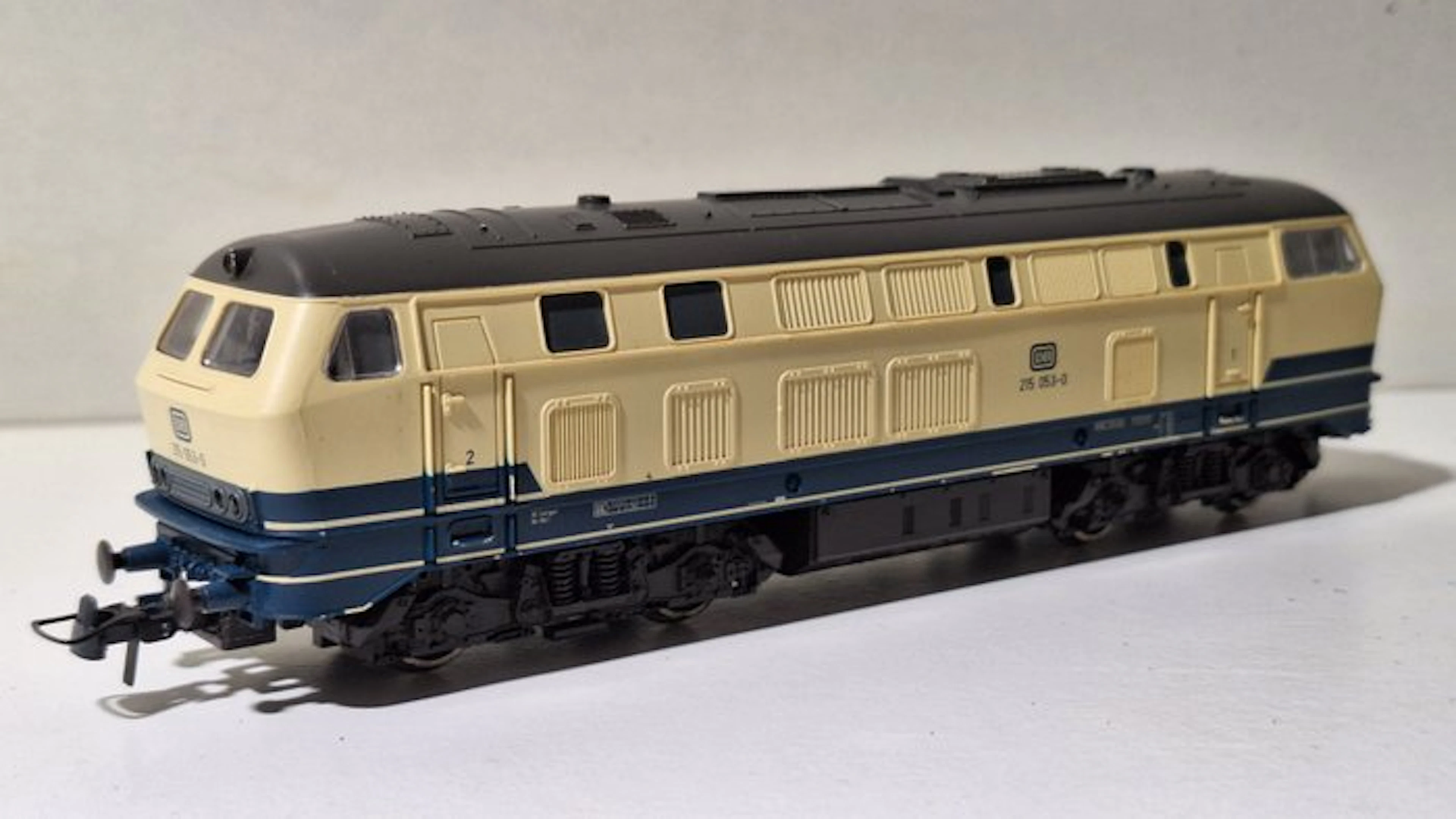 Roco H0 - Diesel locomotive (1) - BR 215 - DB