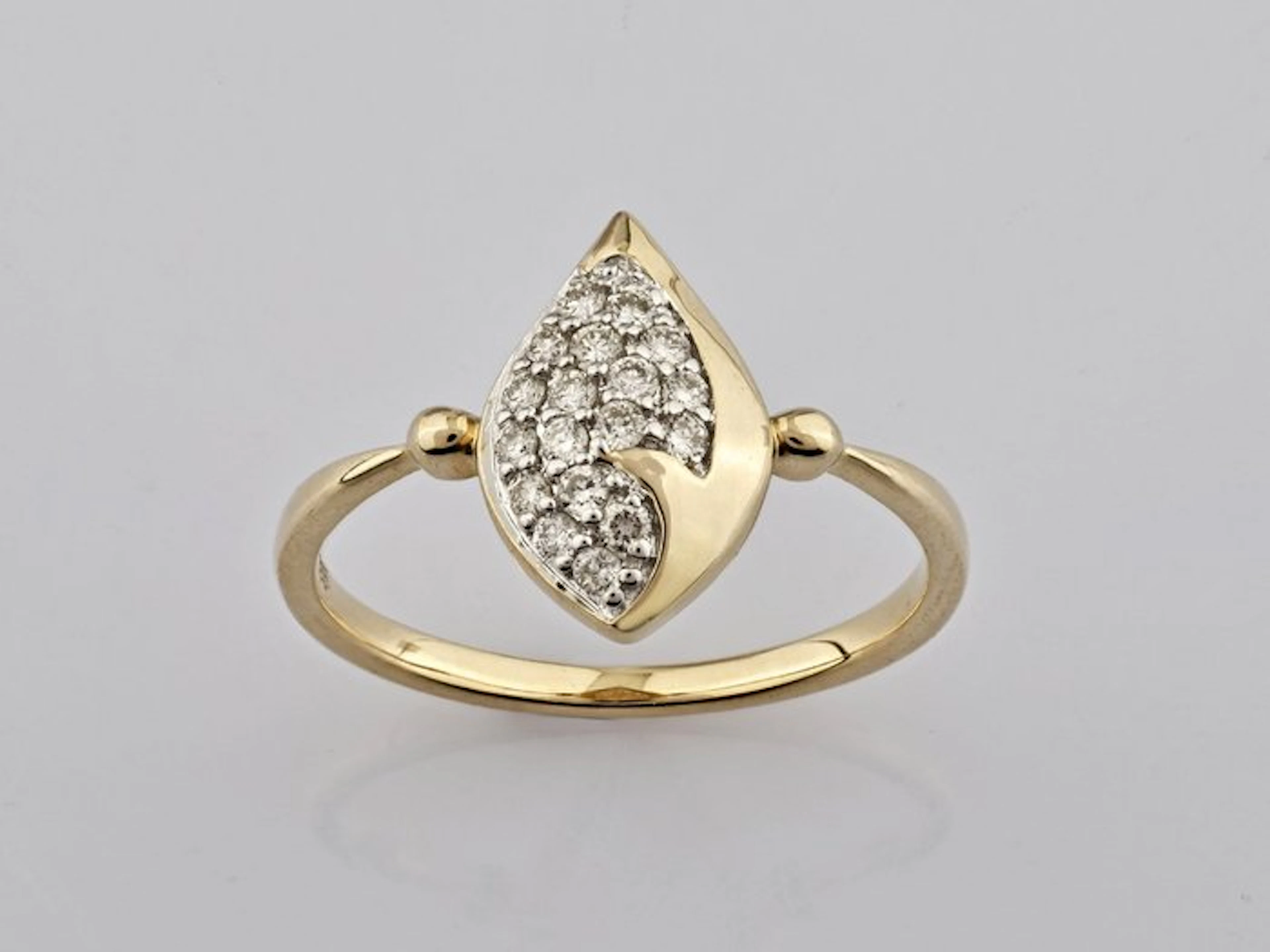 Ring - 14 kt. Yellow gold - 0.20ct. tw. Diamond (Natural)