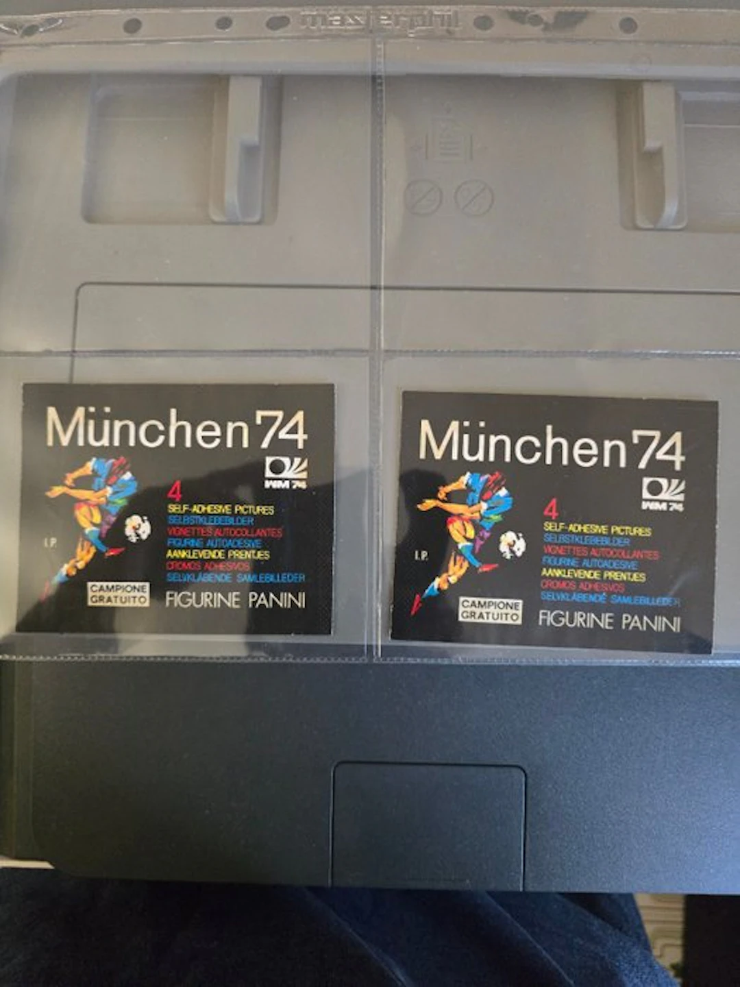 1974 Panini München 74 Campione gratuito - 2 Pack - Excellent (EX)