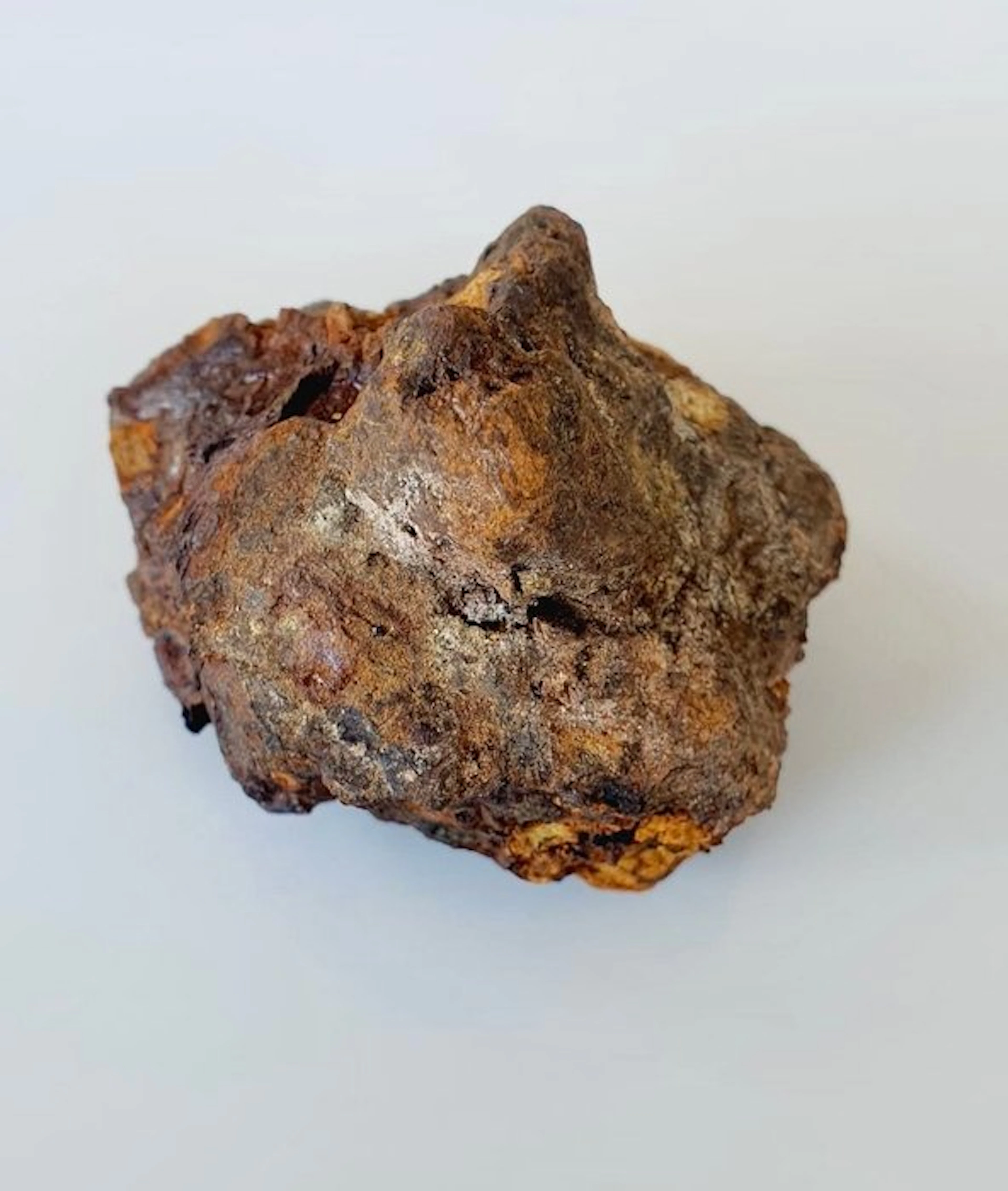 Sericho meteorite Pallasitic - Height: 40 mm - Width: 40 mm - 74 g - (1)