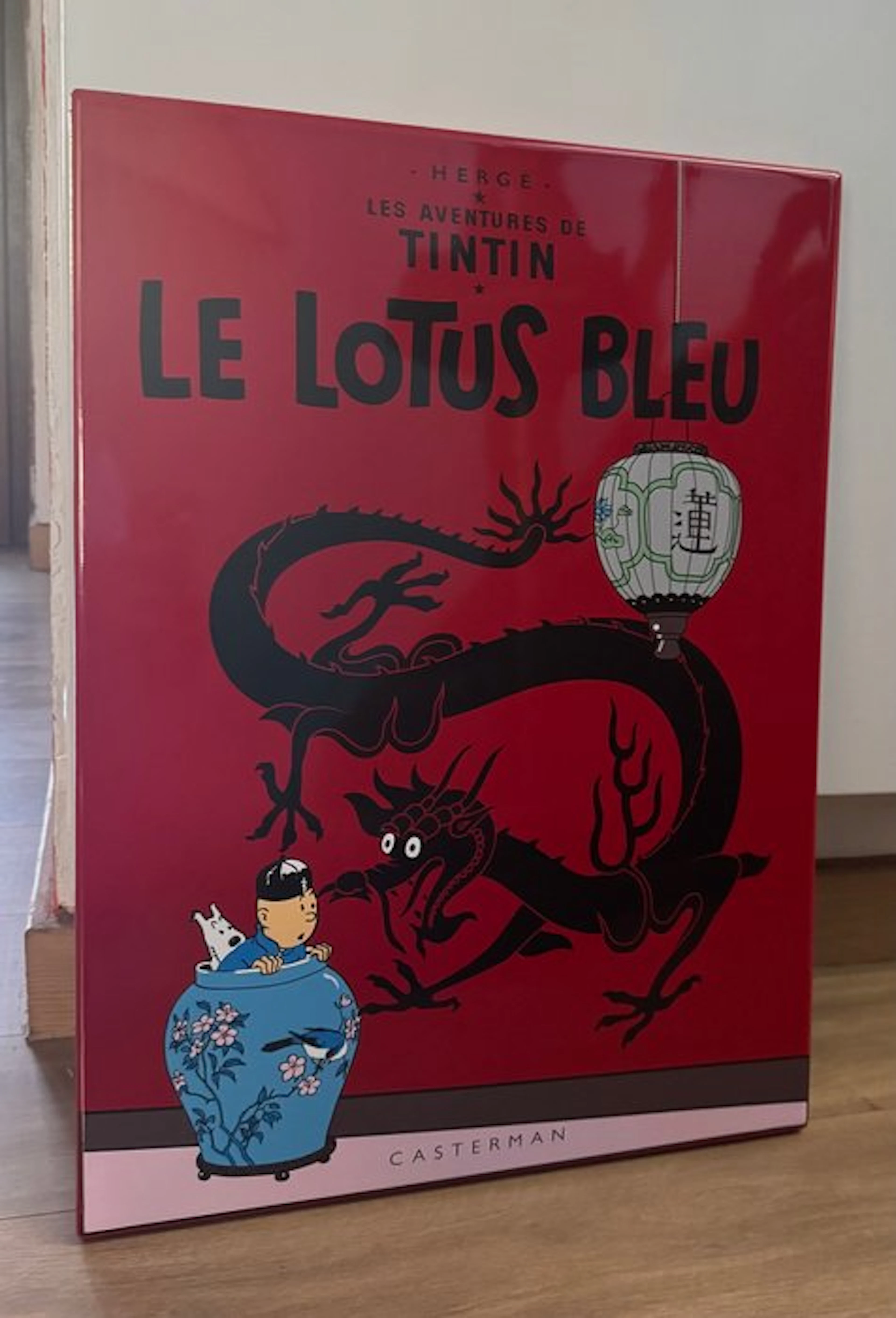 Tintin - 1 Various merchandise objects - Le lotus bleu...