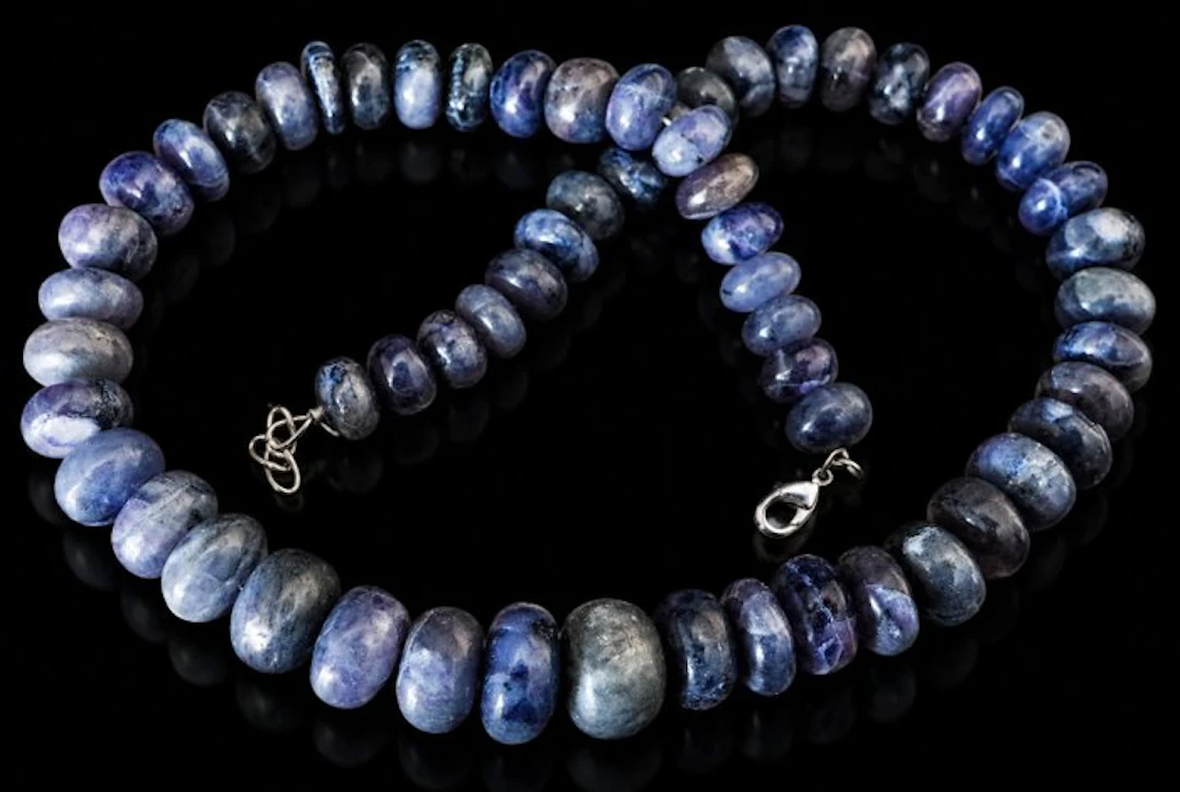 Natural loilites - Necklace of 60 flat round beads - 700...