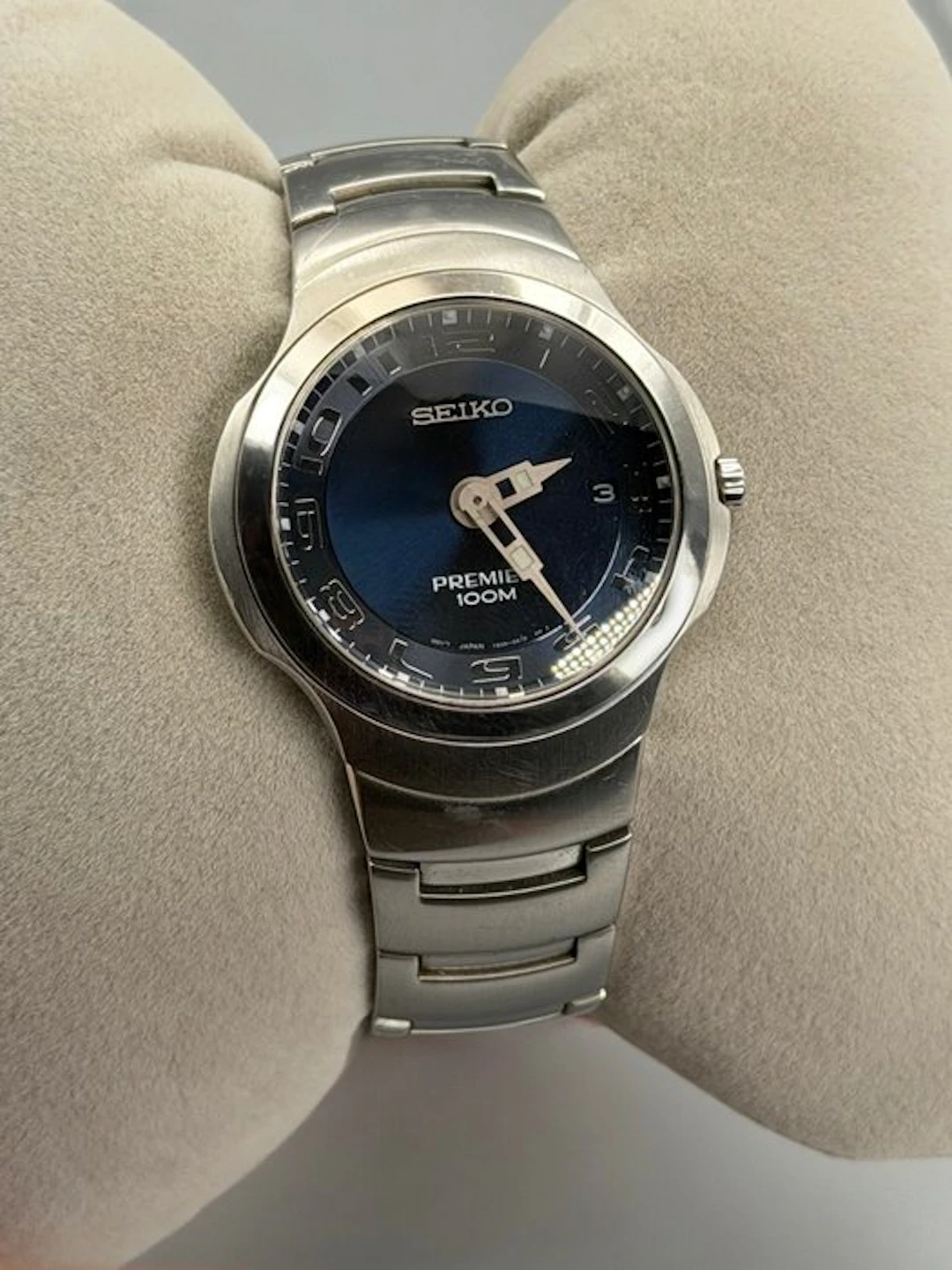 Seiko - Premier 7N39-0A50 – Sapphire Crystal – Deep Blue...