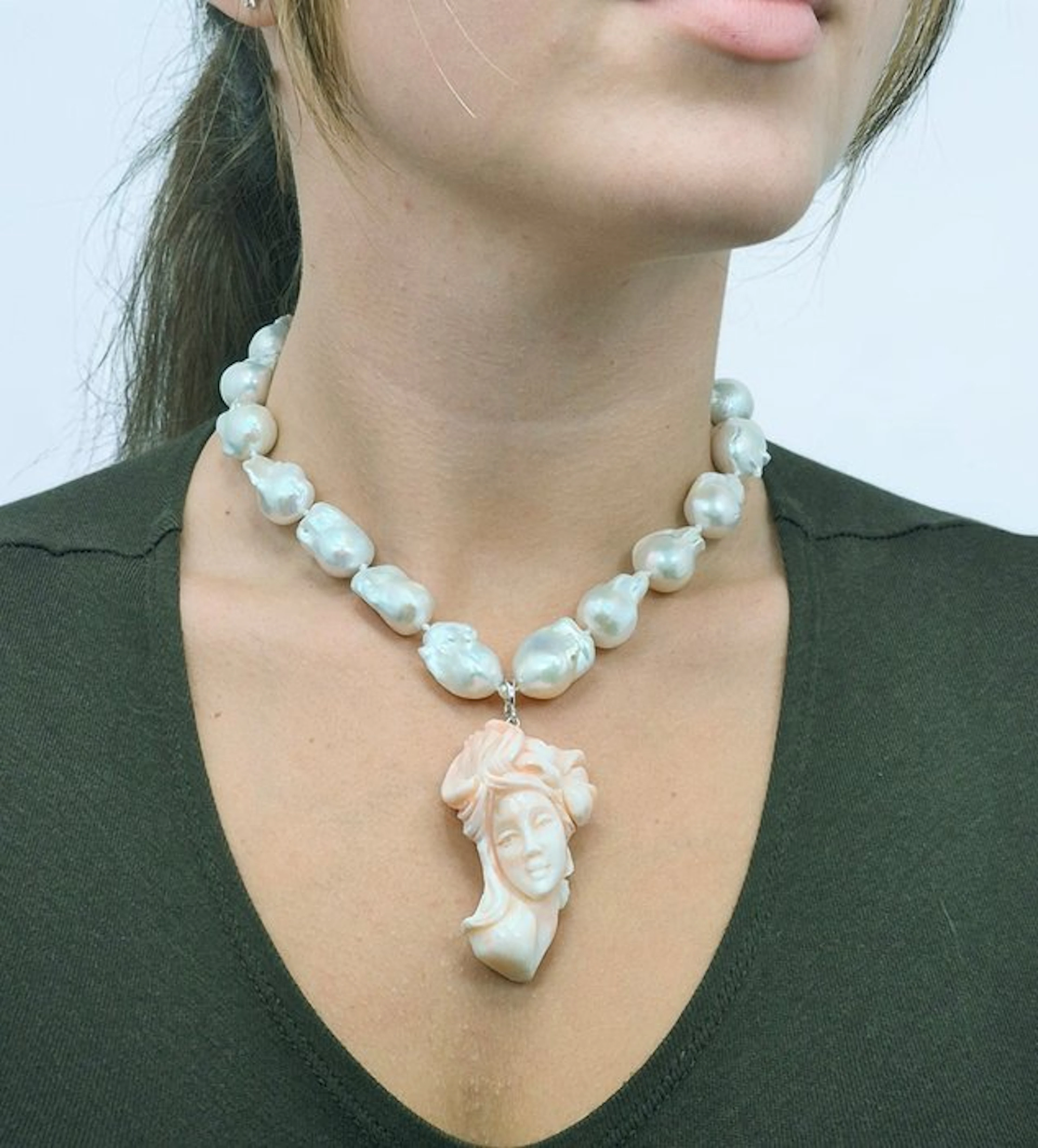 Coral - Silver - Necklace - PEARLS AND PINK CORAL