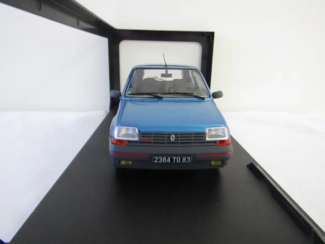 Solido 1:18 - Model hatchback - Renault 5 GT Turbo