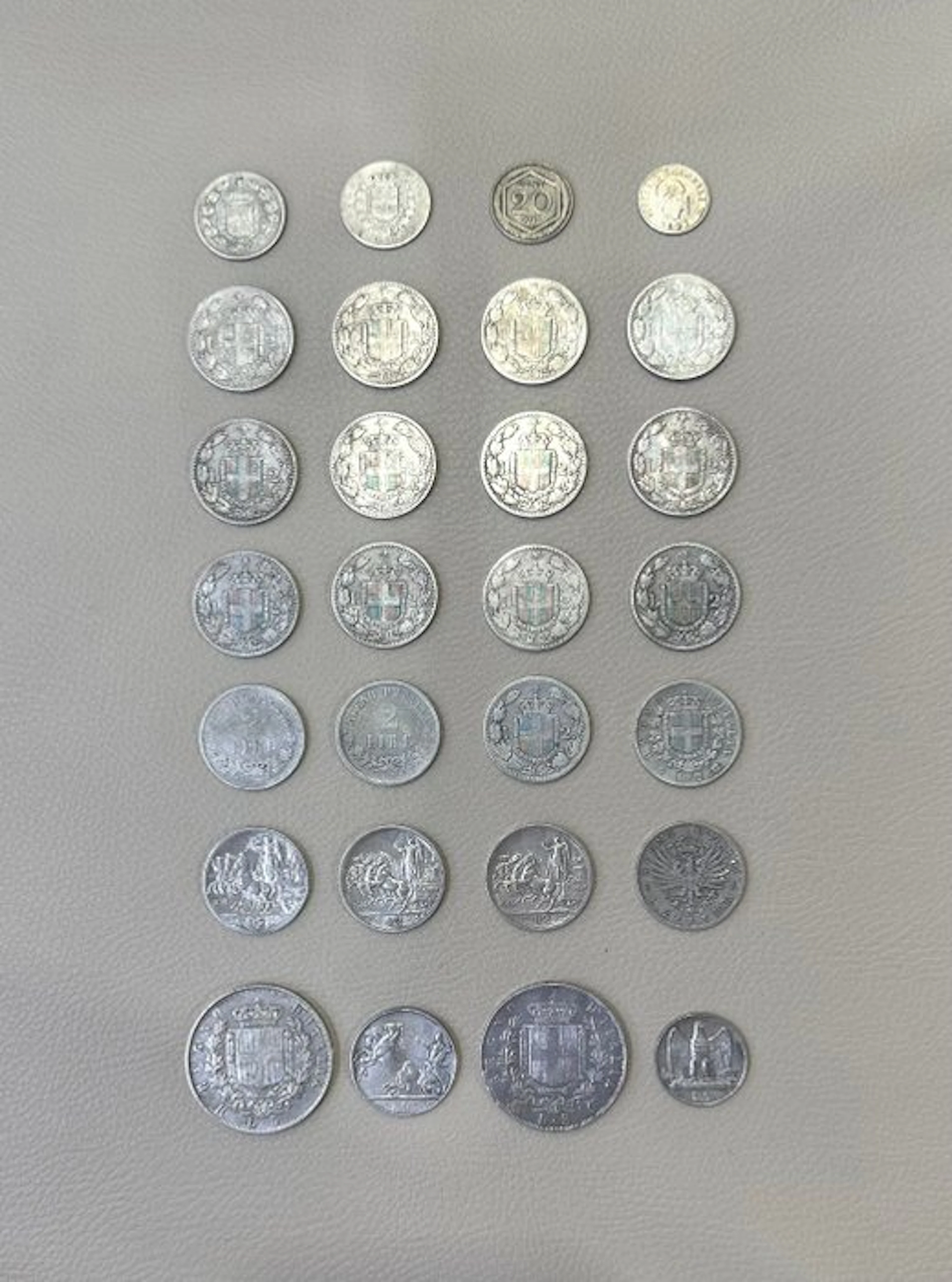 Italy, Kingdom dal 1863 - 28 monete vari anni, valori e conservazioni