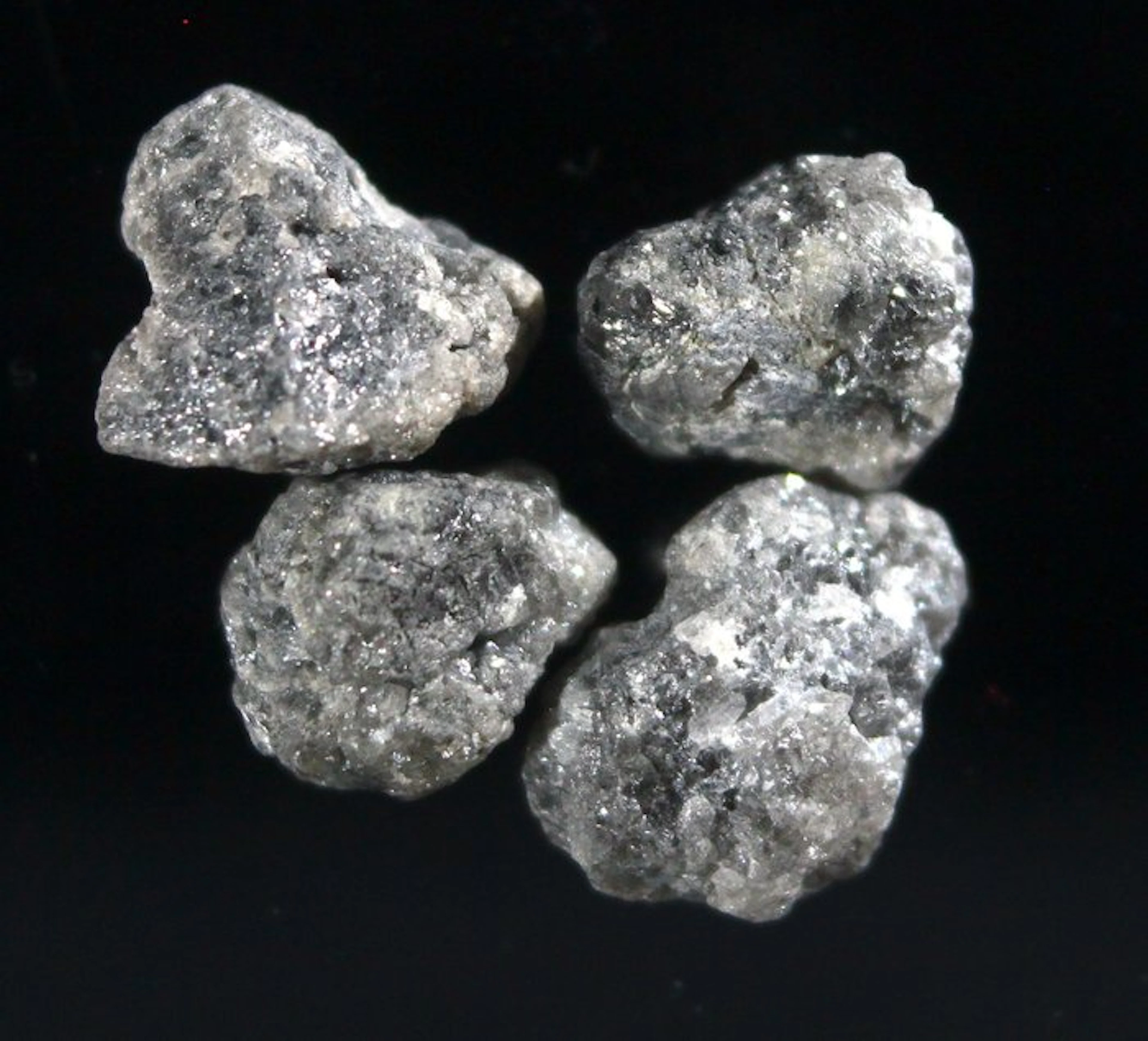 No reserve - 10.0 ct Natural Grey Diamond - Rough- 2 g - (4)