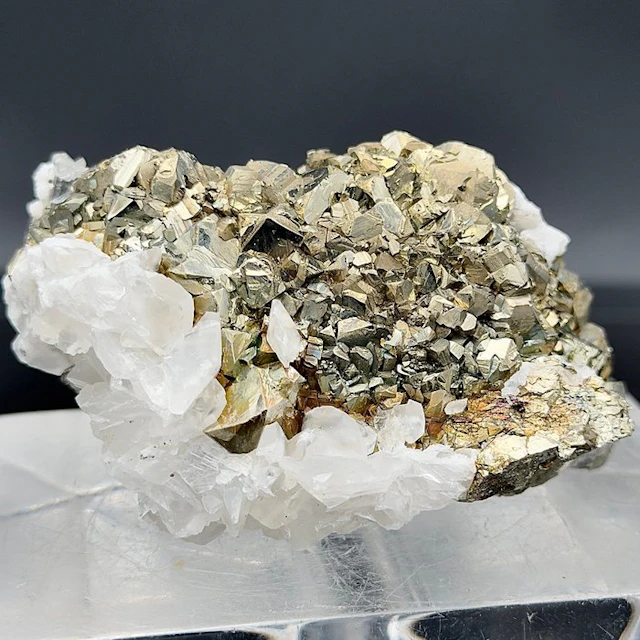 Pyrite Rough - Height: 8 cm - Width: 6 cm- 375 g - (1)