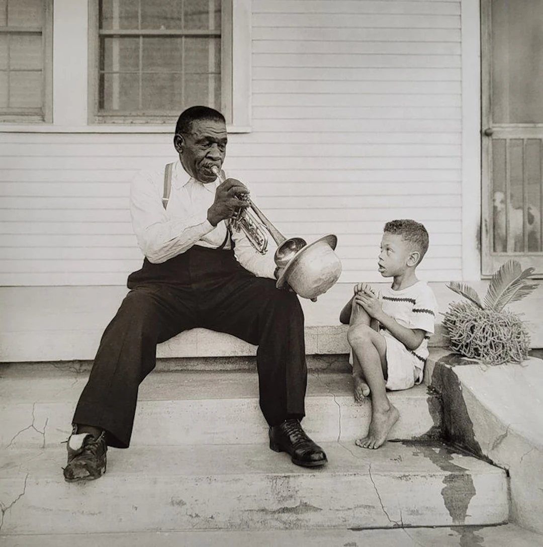 Bradley Smith (1910 - 1997) - Papa Celestin et son petit fils