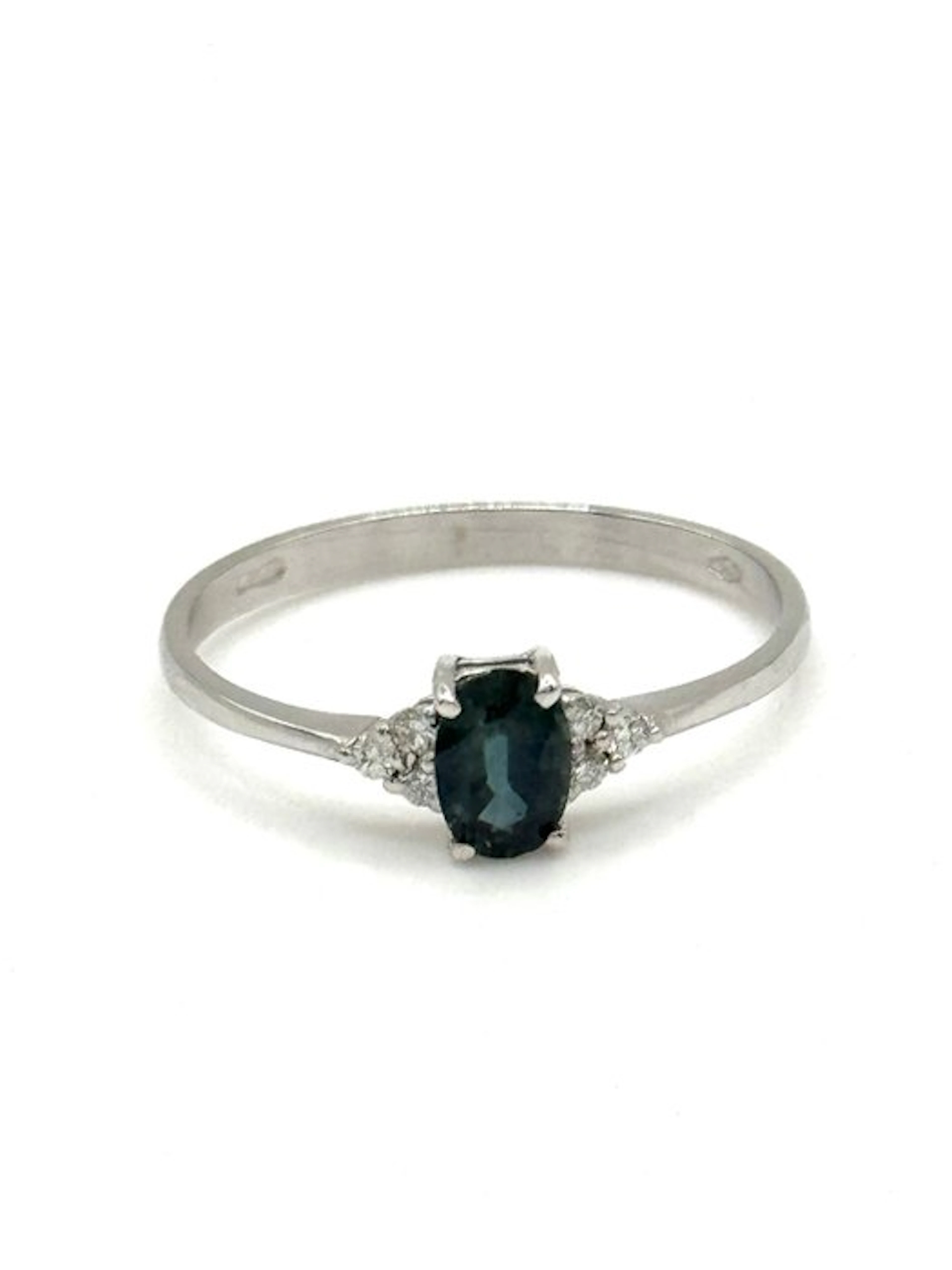 Engagement ring - 18 kt. White gold - 0.26ct. tw. Emerald - Diamond