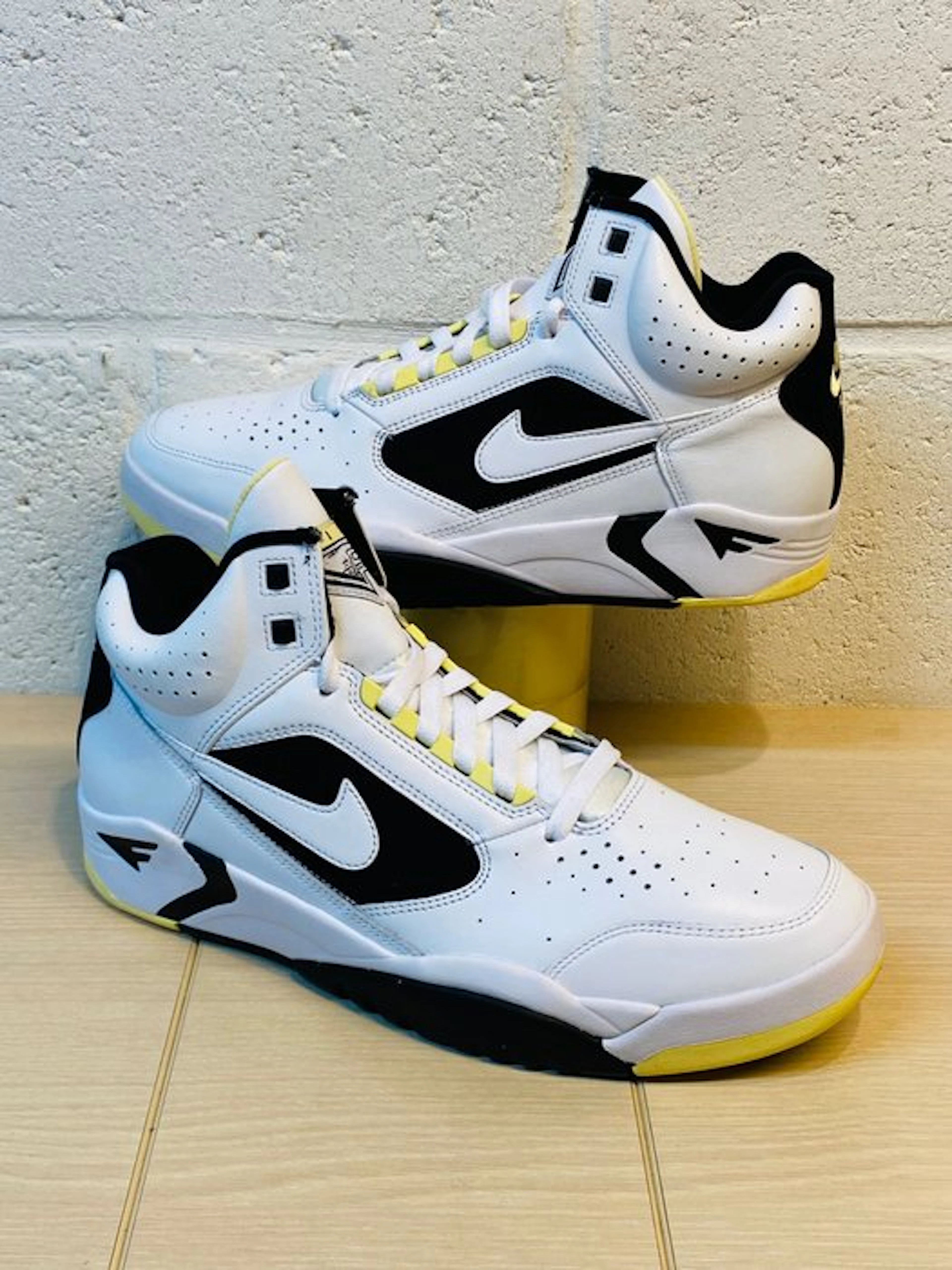 Nike - Air Flight Mid Rétro P44,5 - Sneakers - Size: EU 44.5 - New with tags